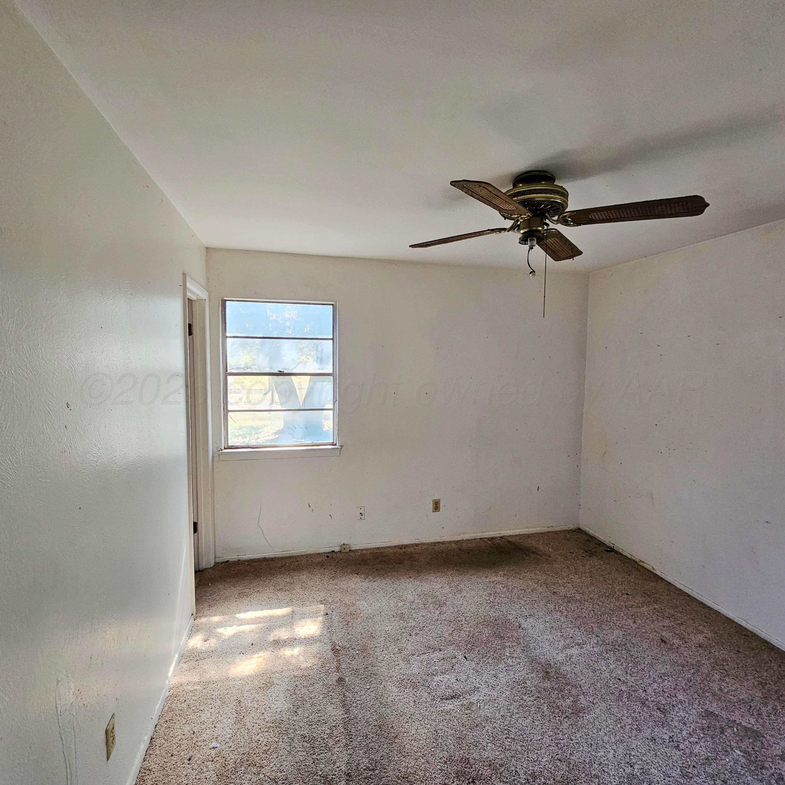 2914 Angelus Drive Property Photo 18