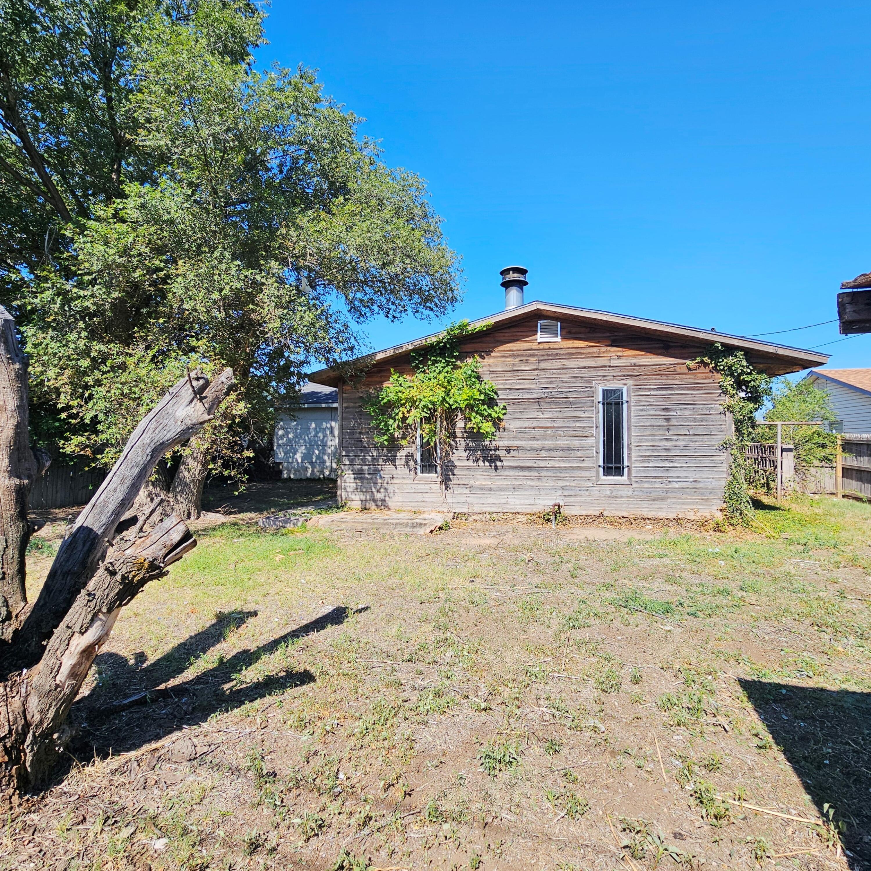 2914 Angelus Drive Property Photo 22