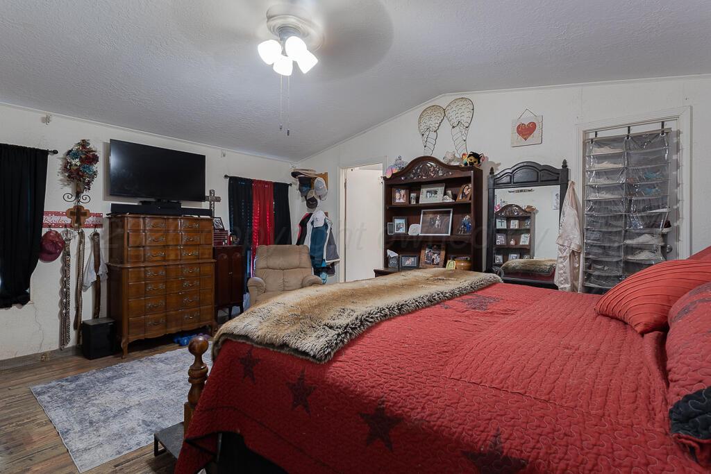 12160 County Road 9 Property Photo 6