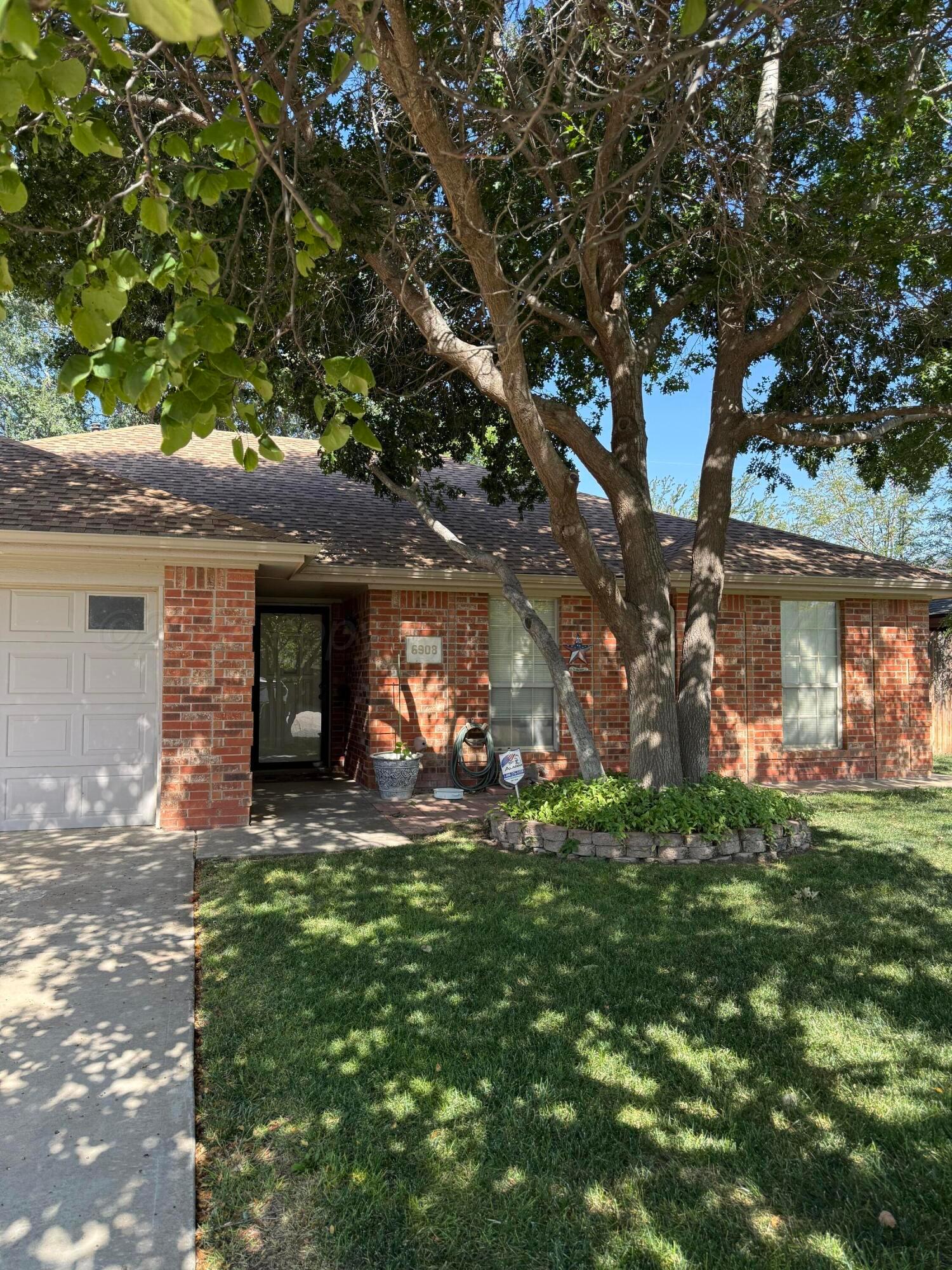 6908 Newlin Circle Property Photo 1