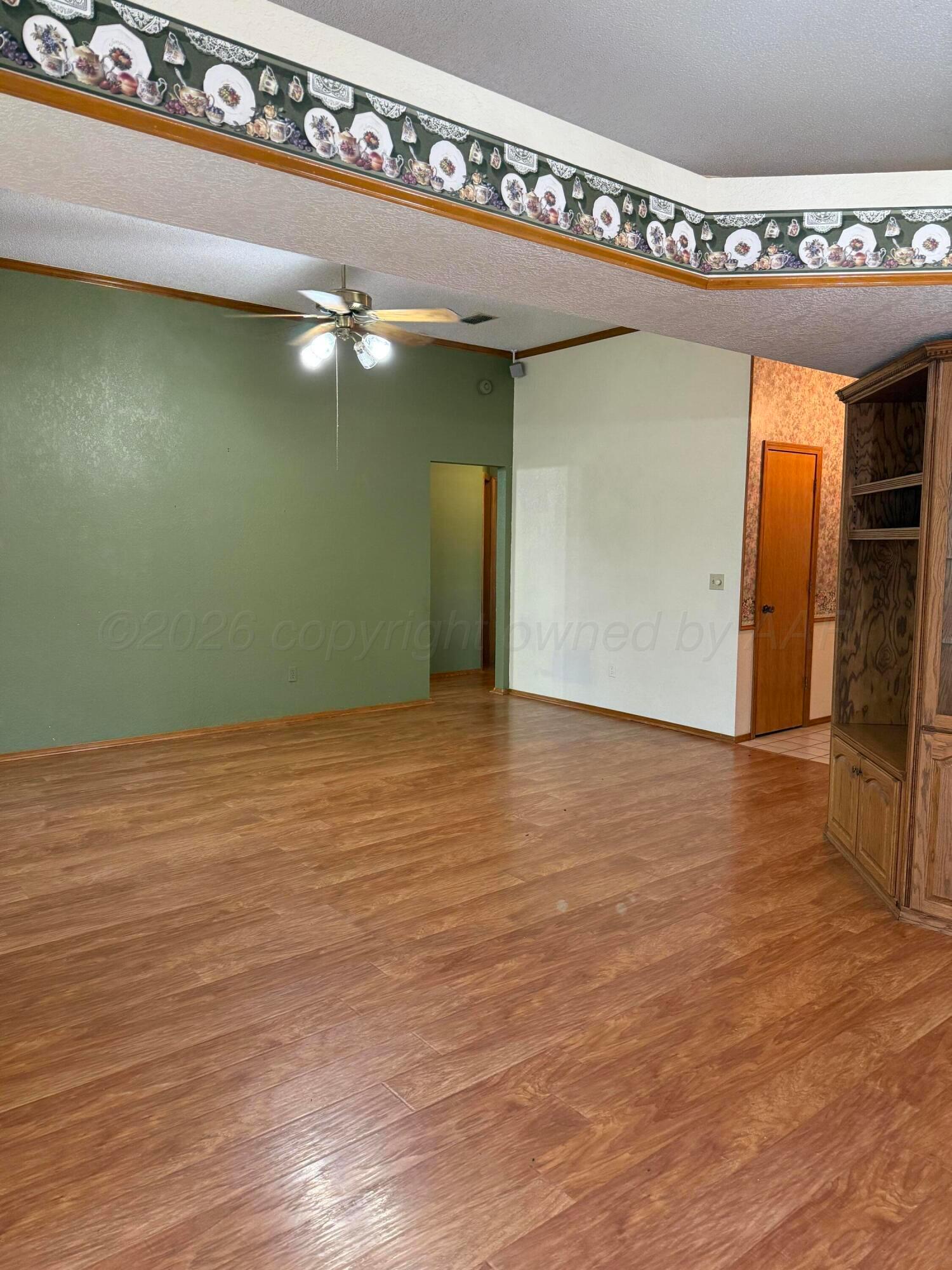 6908 Newlin Circle Property Photo 6