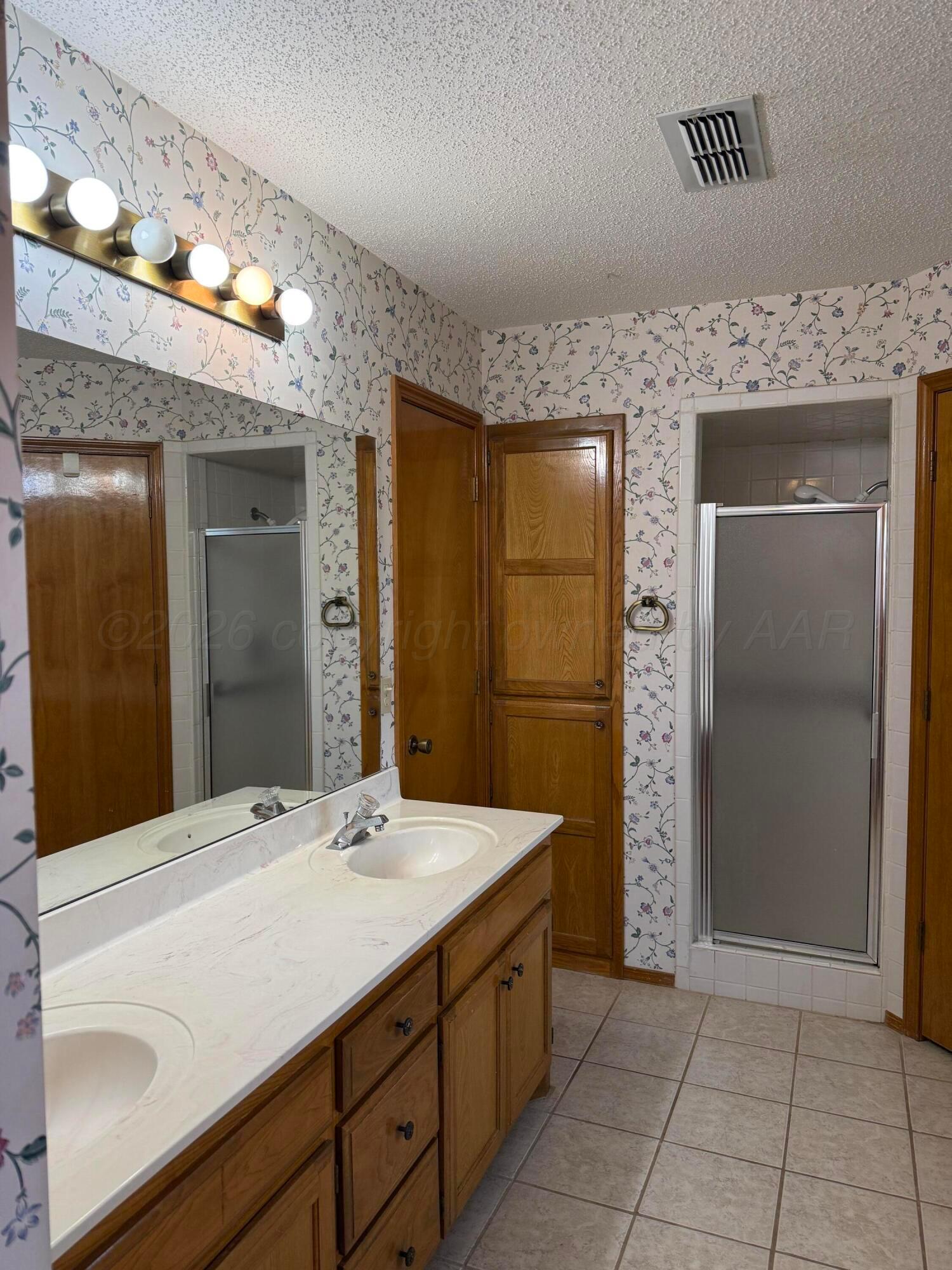 6908 Newlin Circle Property Photo 12