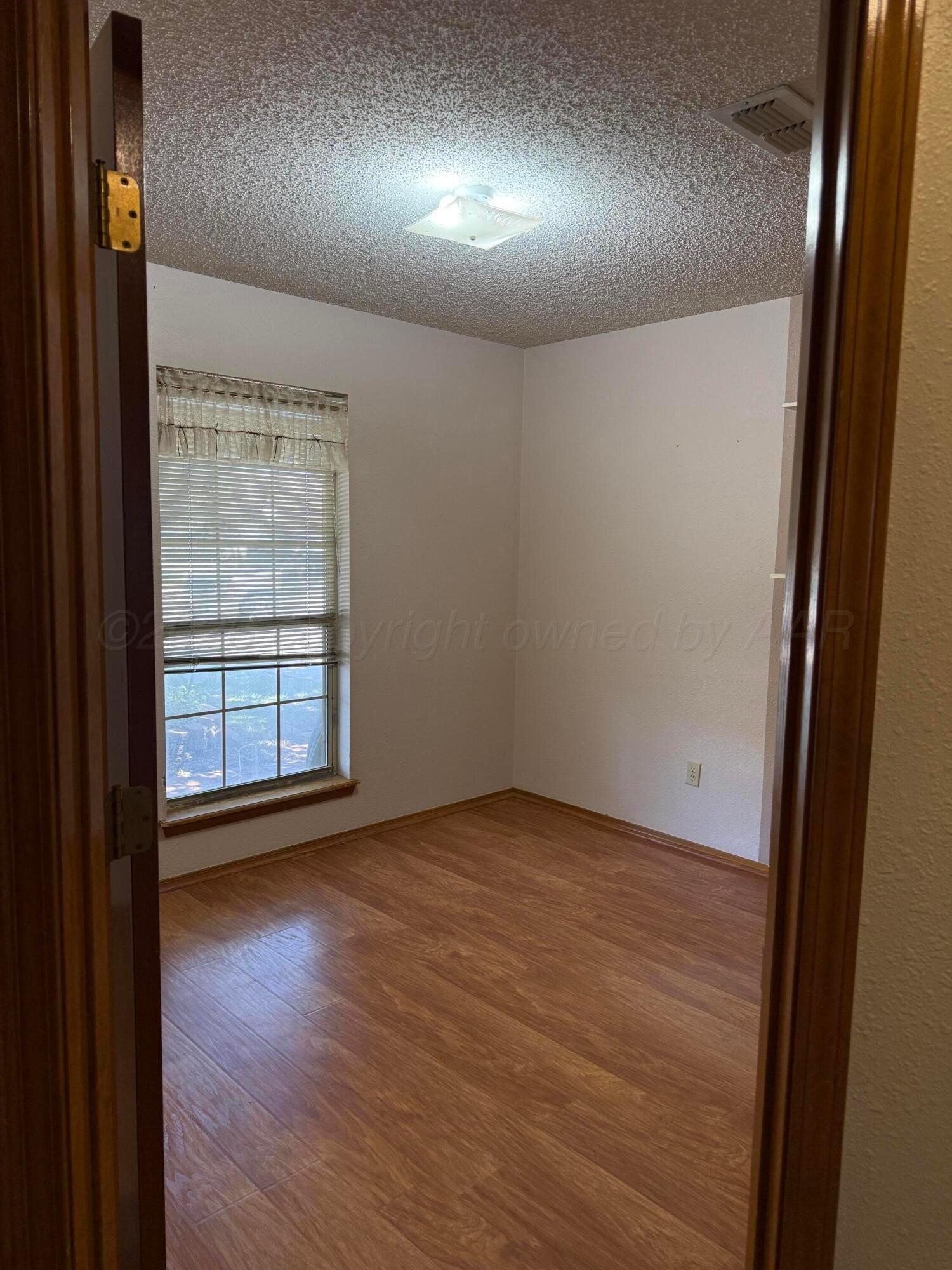 6908 Newlin Circle Property Photo 13