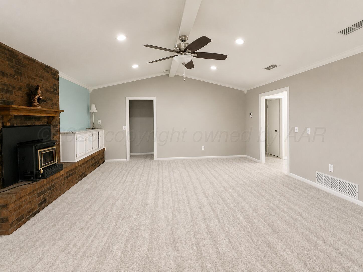 620 Forrest Drive Property Photo 3