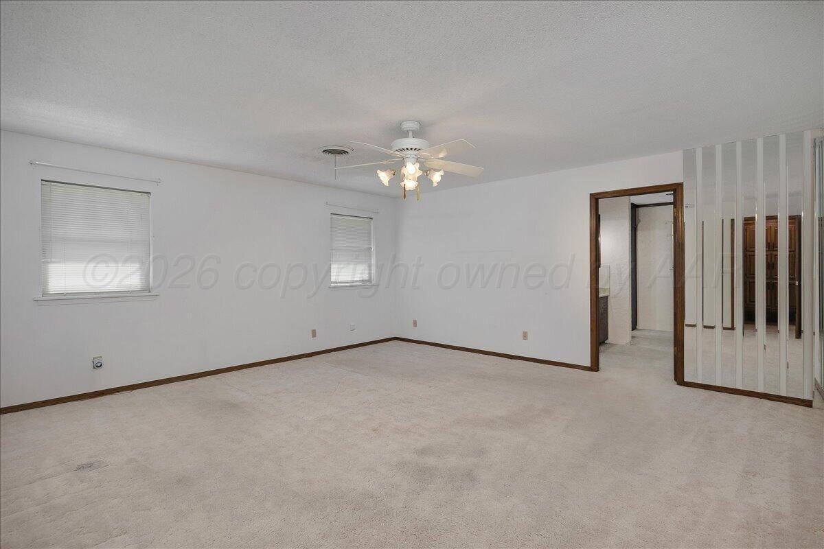6801 Montague Drive Property Photo 7