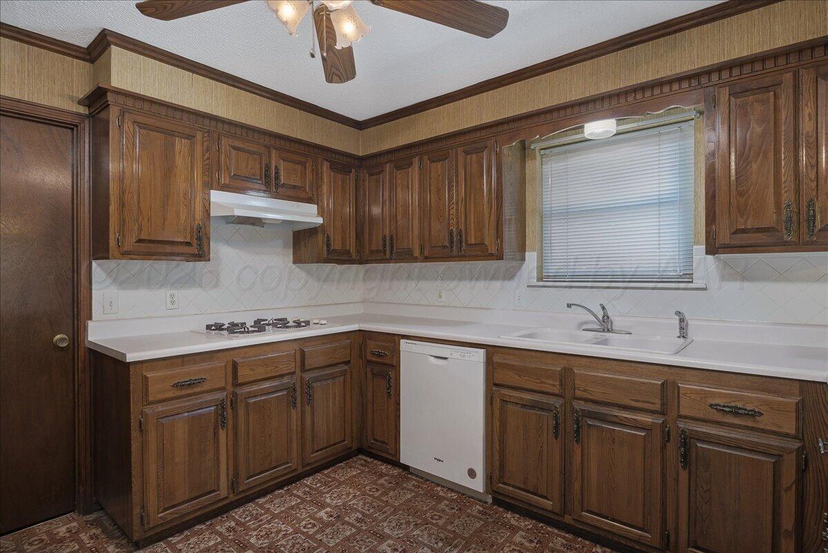 6801 Montague Drive Property Photo 24