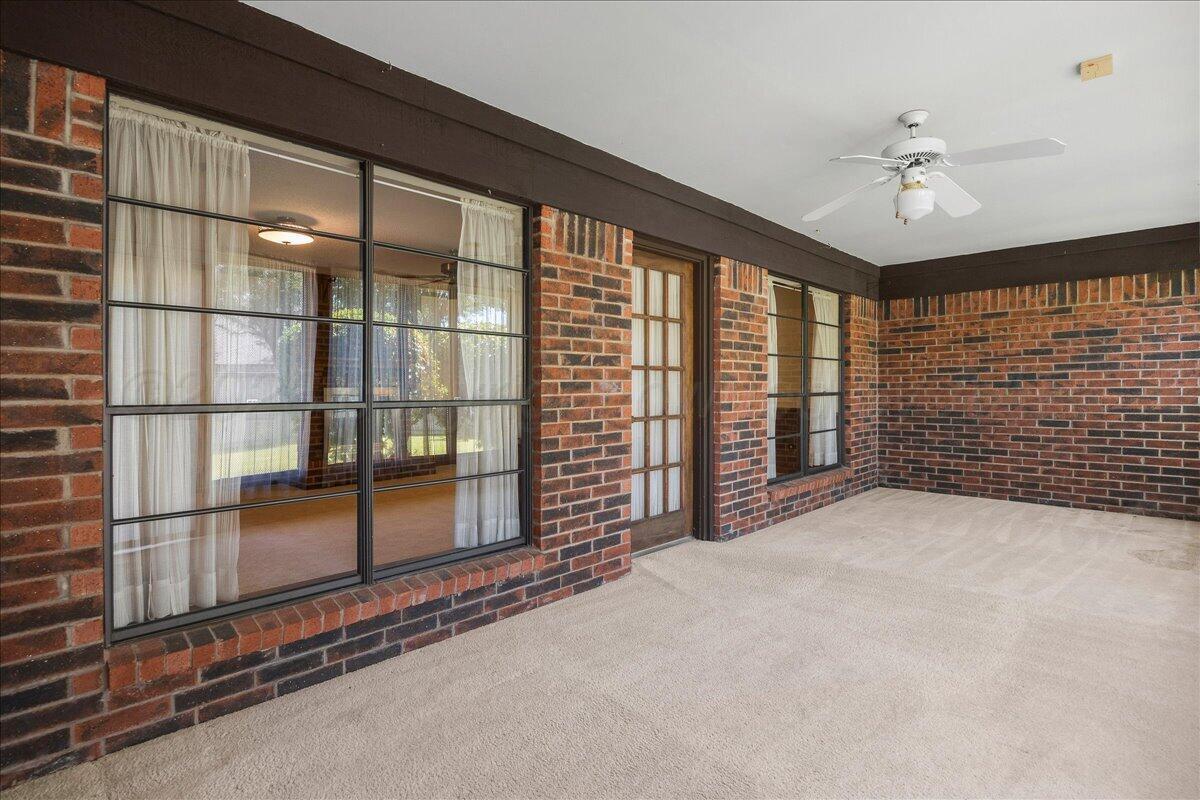 6801 Montague Drive Property Photo 28