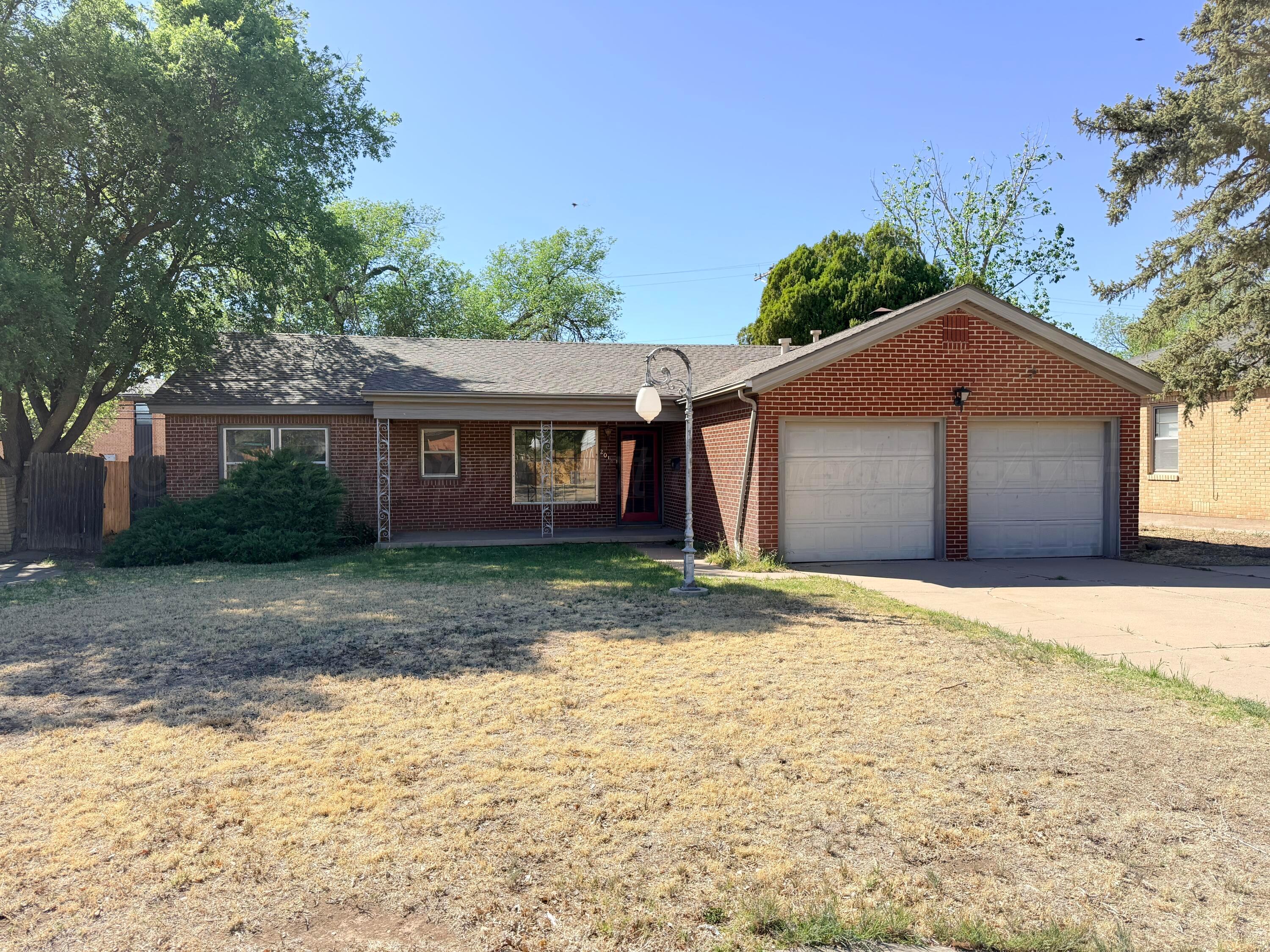 2016 S Milam Street Property Photo 1