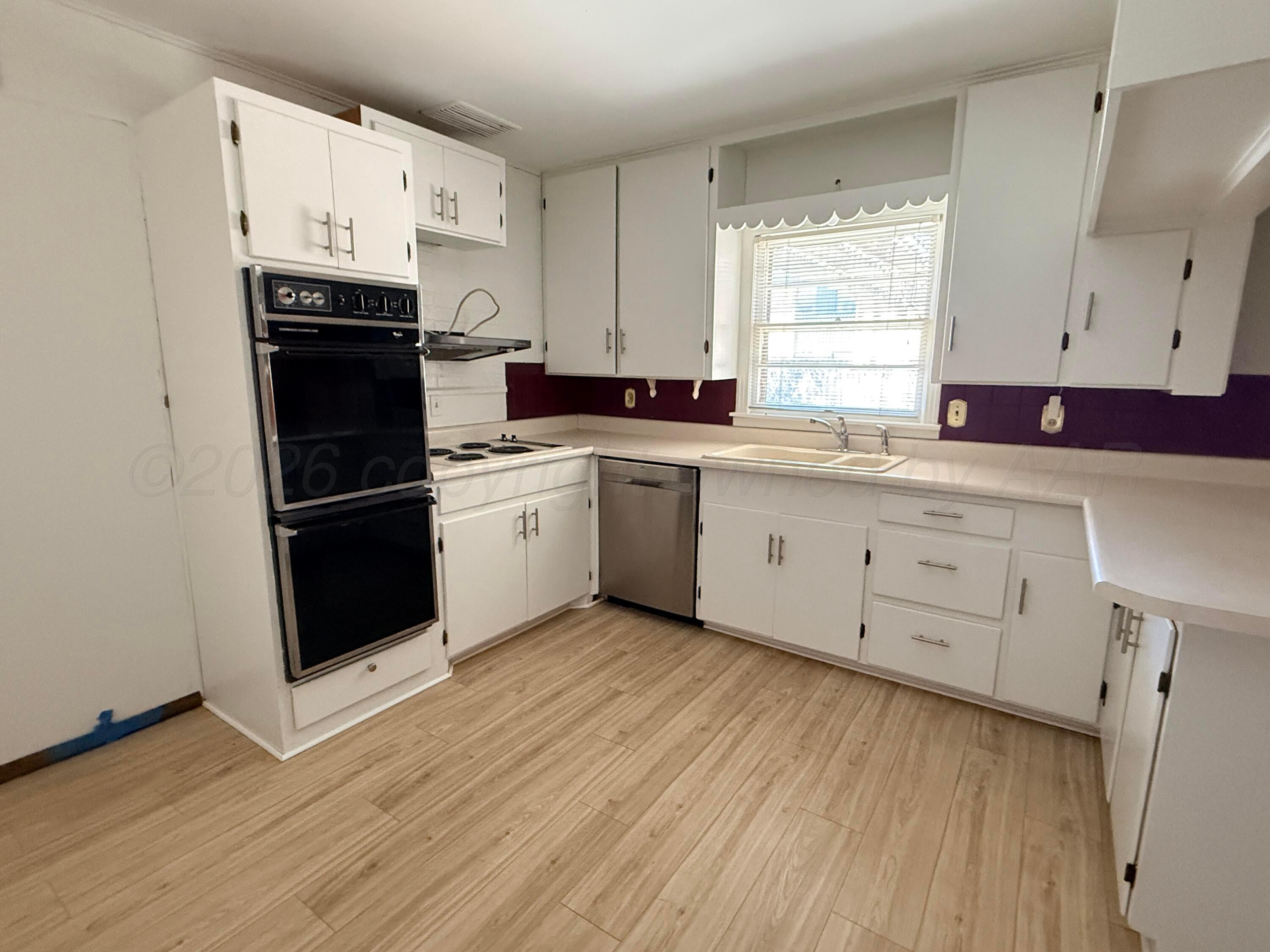 2016 S Milam Street Property Photo 5