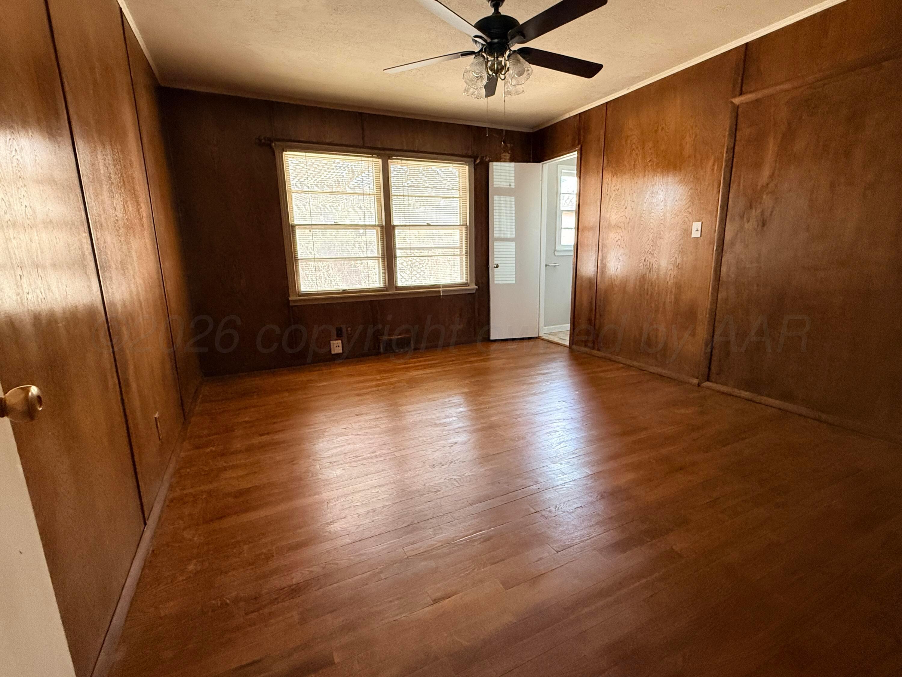 2016 S Milam Street Property Photo 7