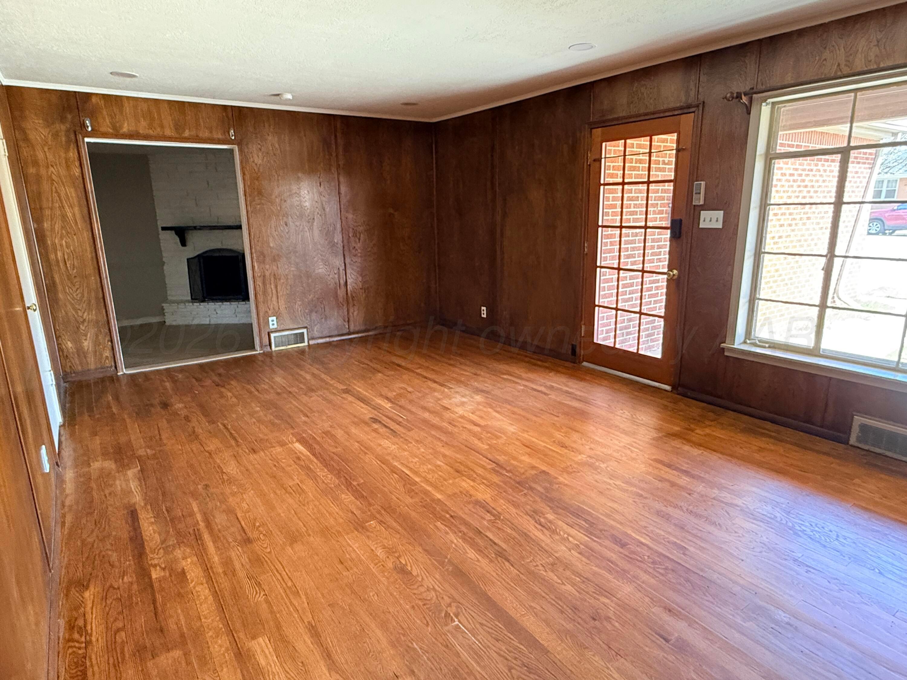 2016 S Milam Street Property Photo 16