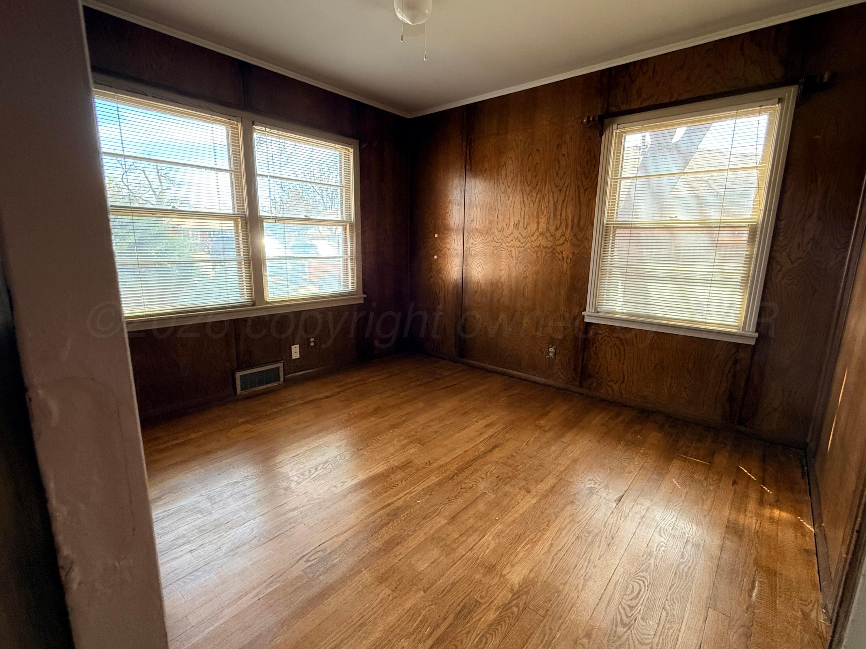 2016 S Milam Street Property Photo 19
