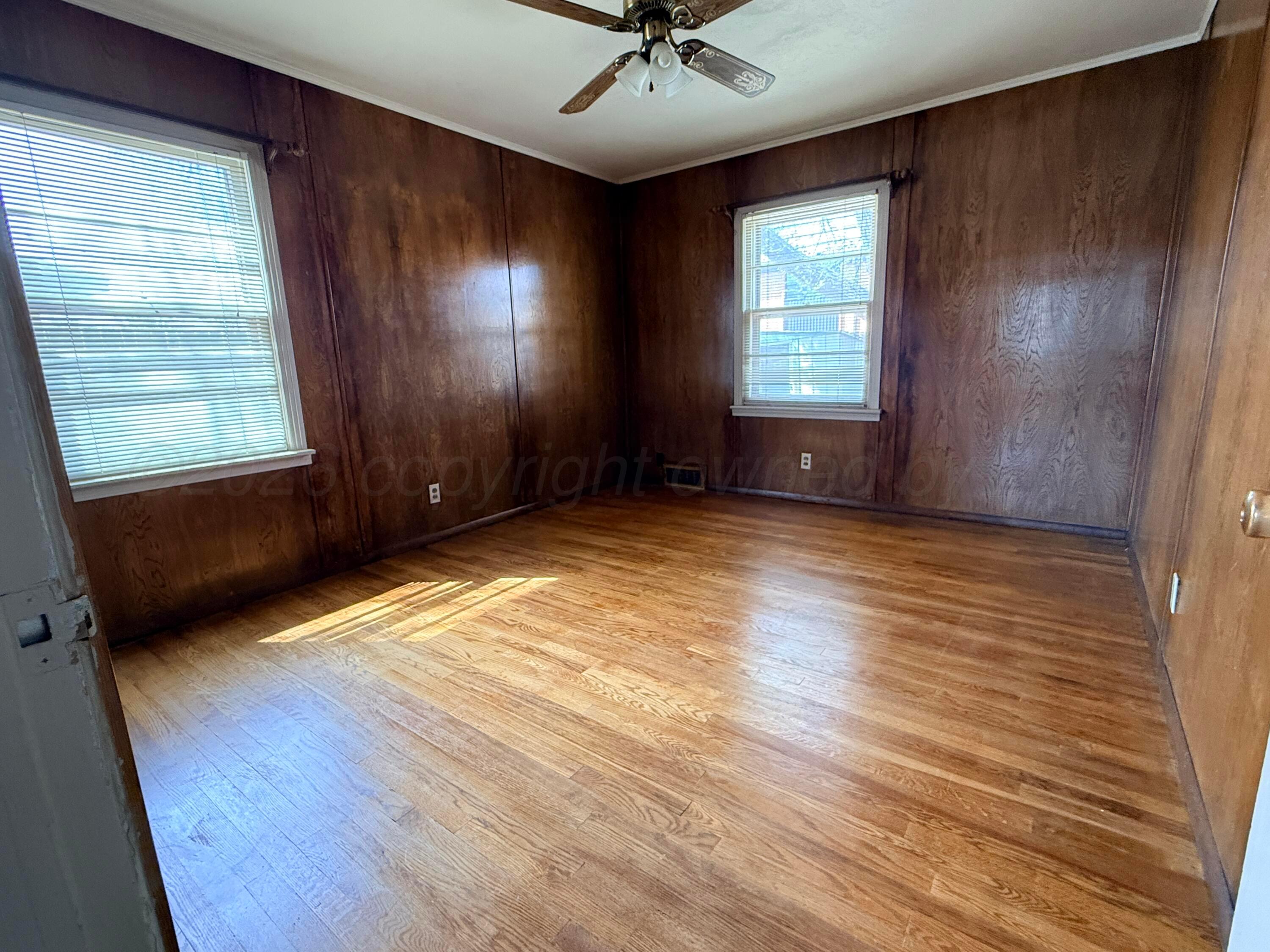 2016 S Milam Street Property Photo 21