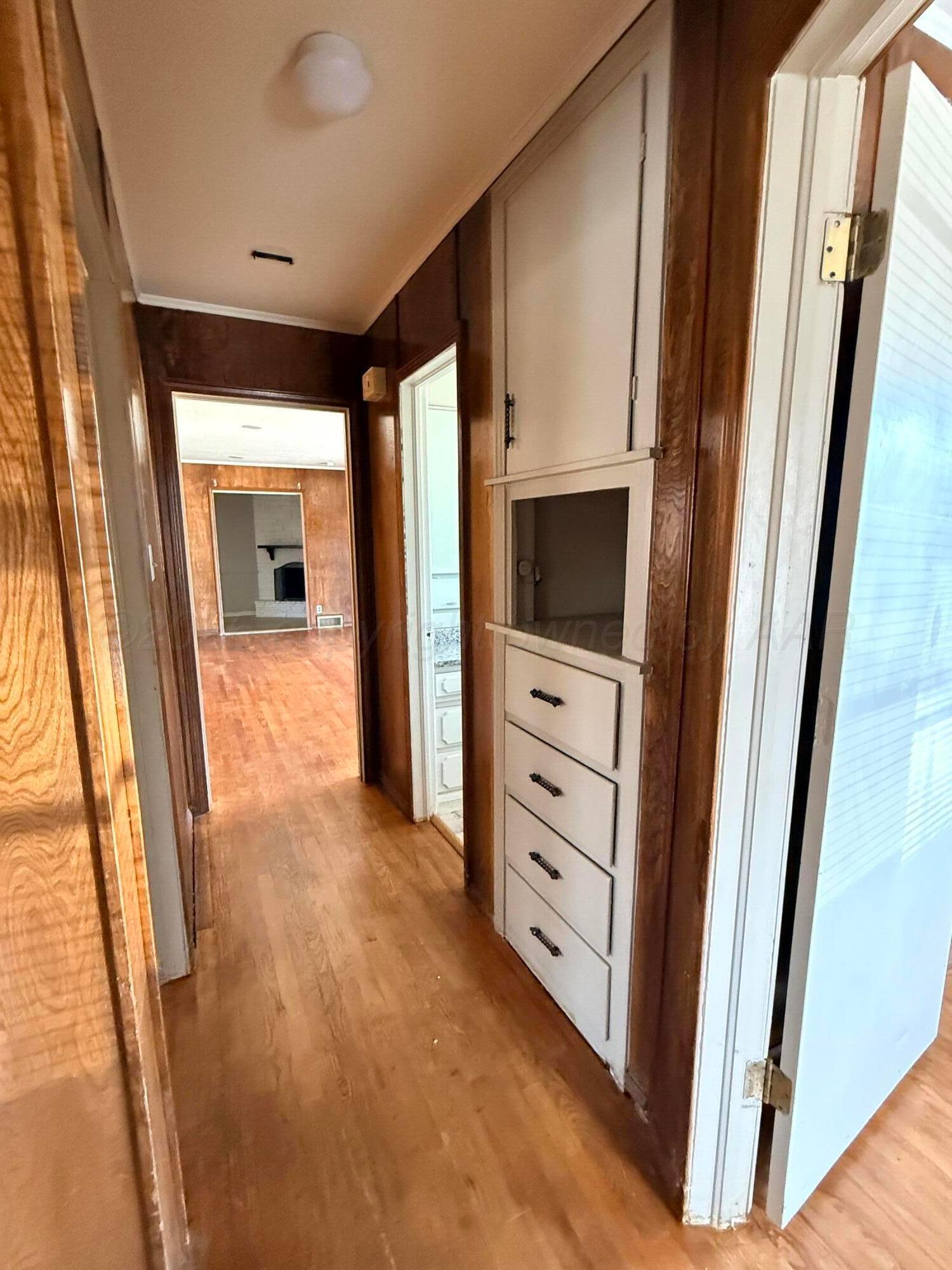 2016 S Milam Street Property Photo 23