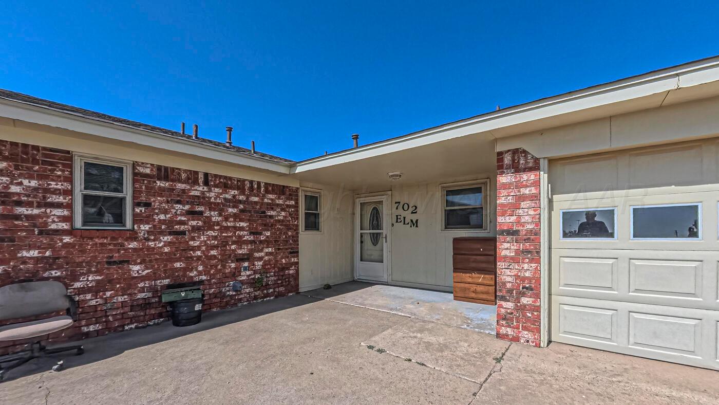 702 S Elm Avenue Property Photo 17