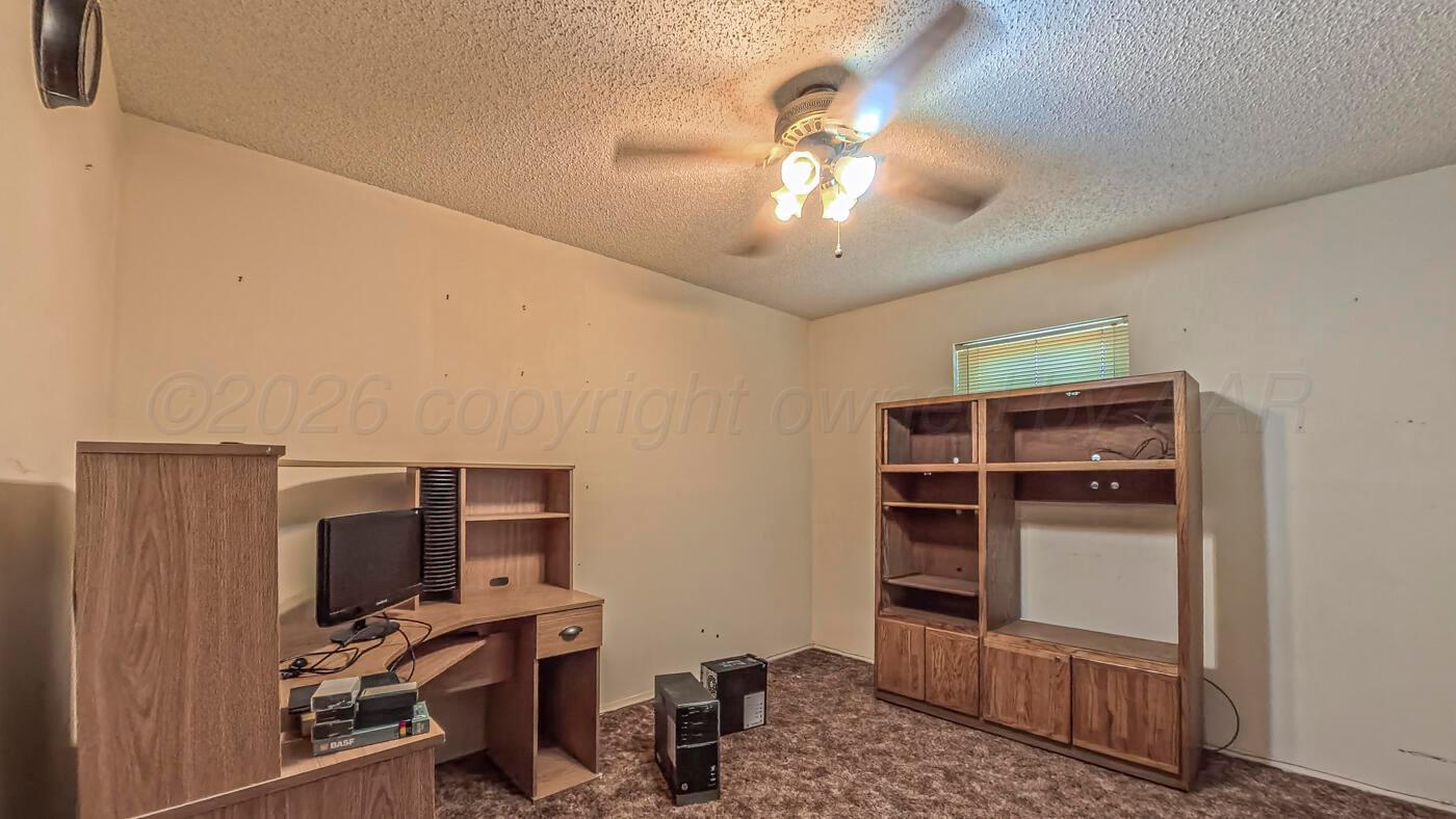 702 S Elm Avenue Property Photo 22