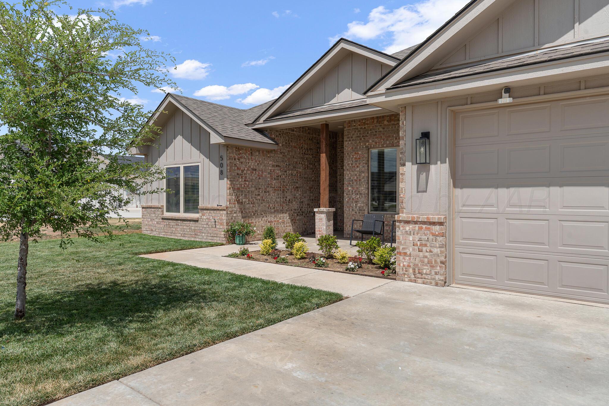 508 Country Club Drive Property Photo 3
