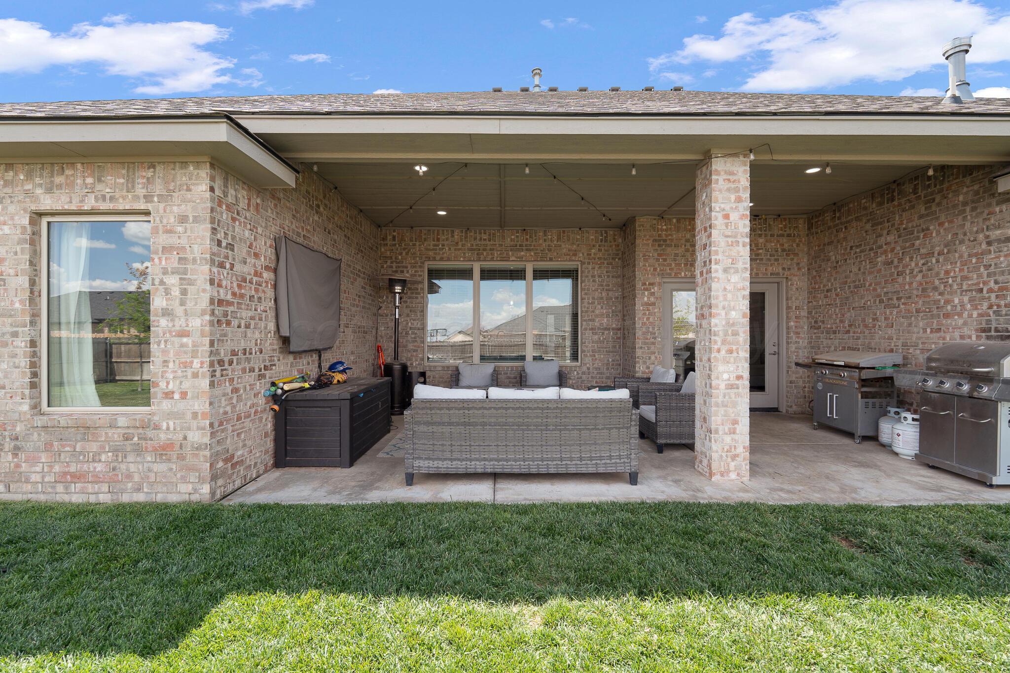 508 Country Club Drive Property Photo 11