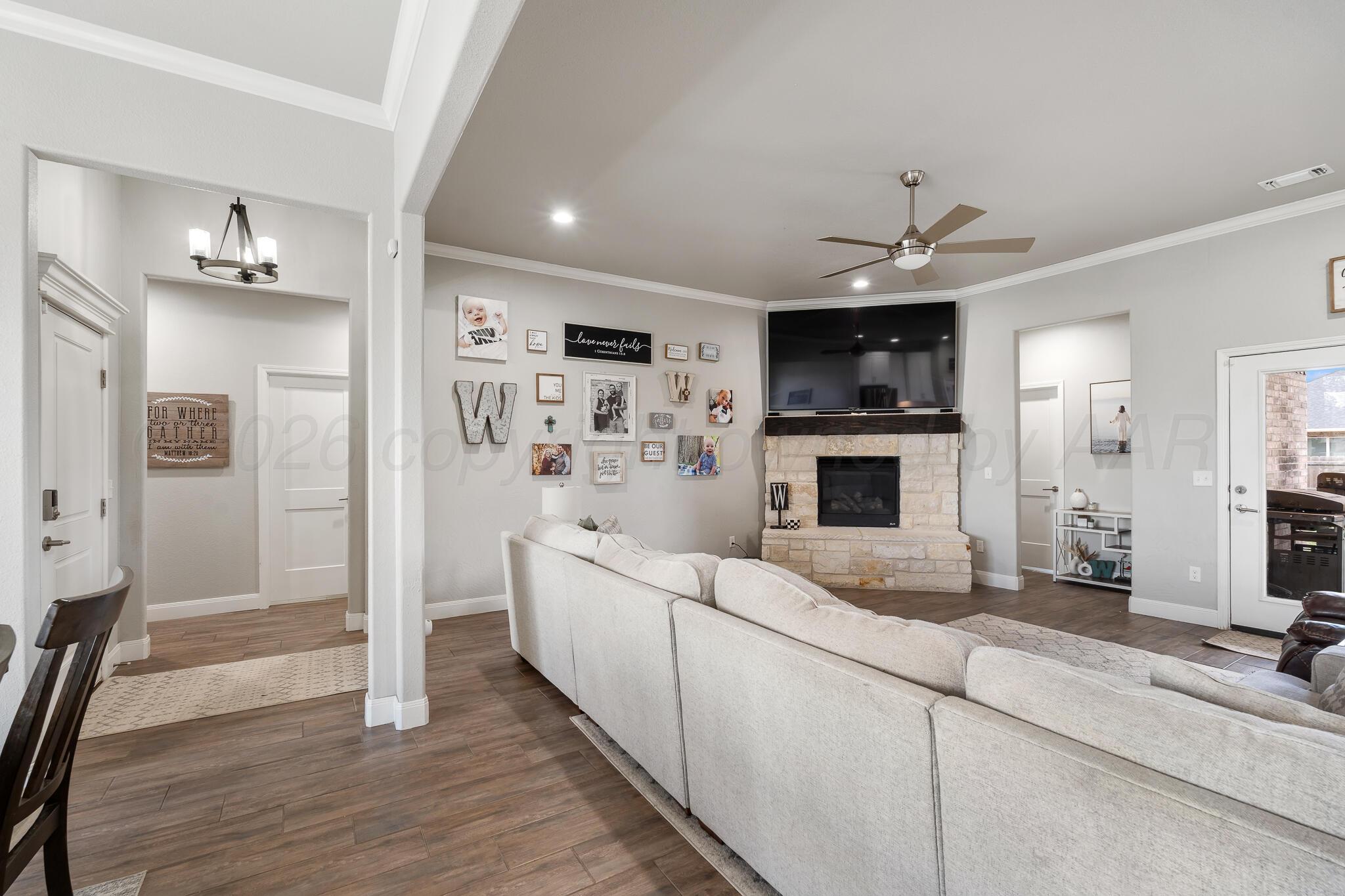 508 Country Club Drive Property Photo 16