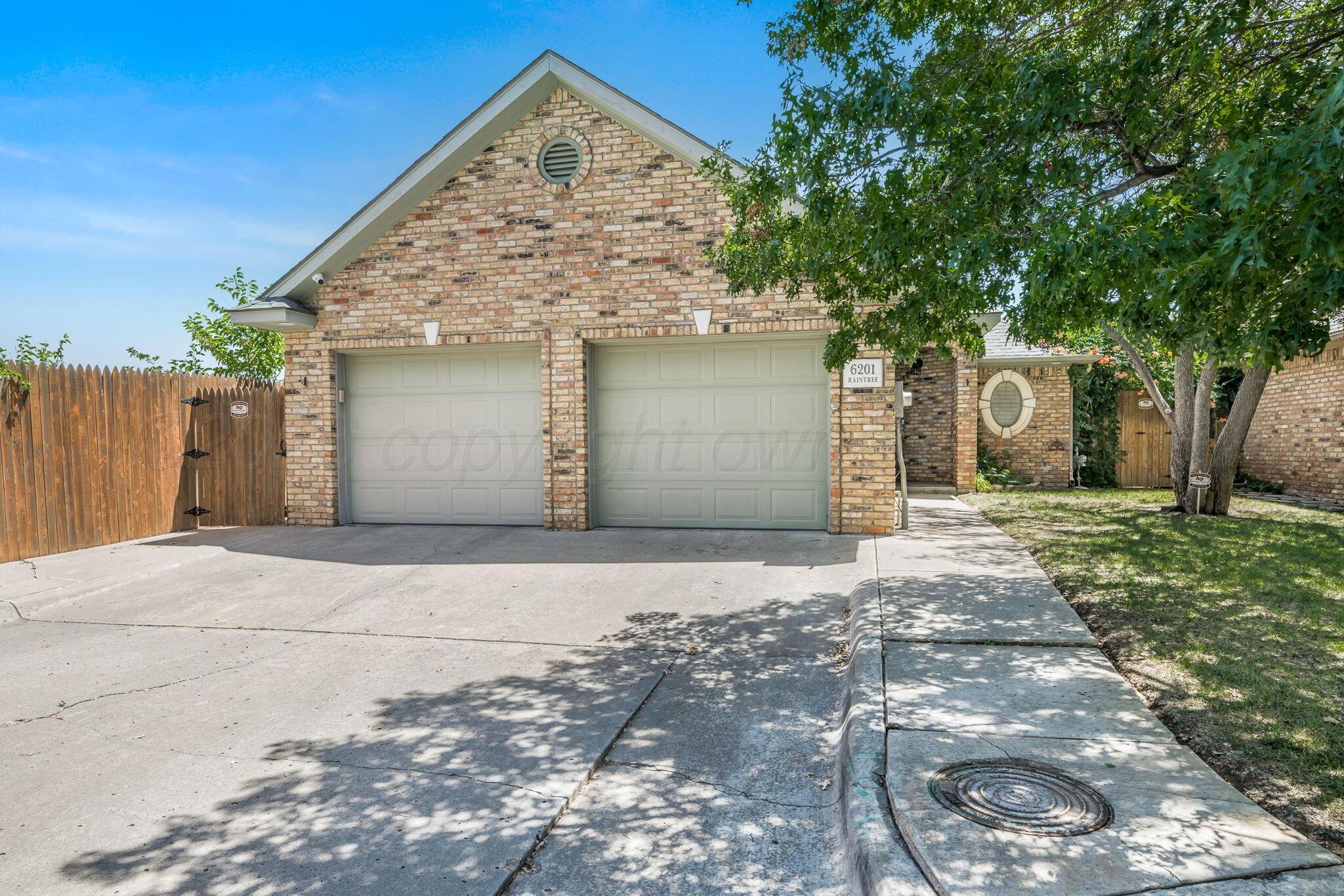 6201 Raintree Court Property Photo 2