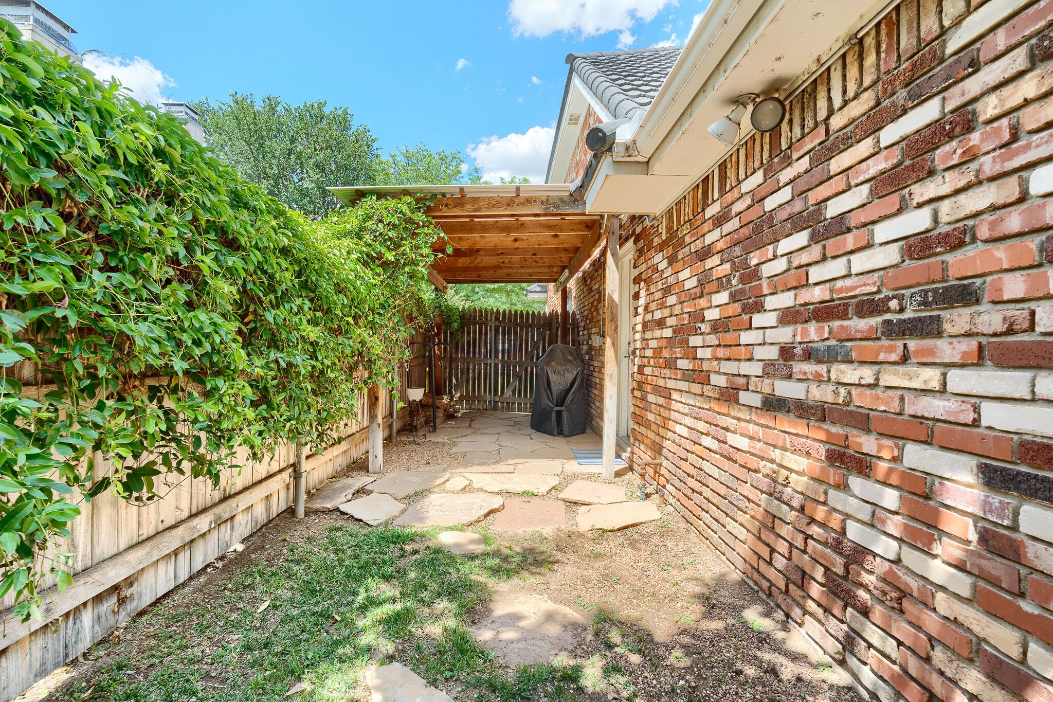 7715 Stuyvesant Avenue Property Photo 33
