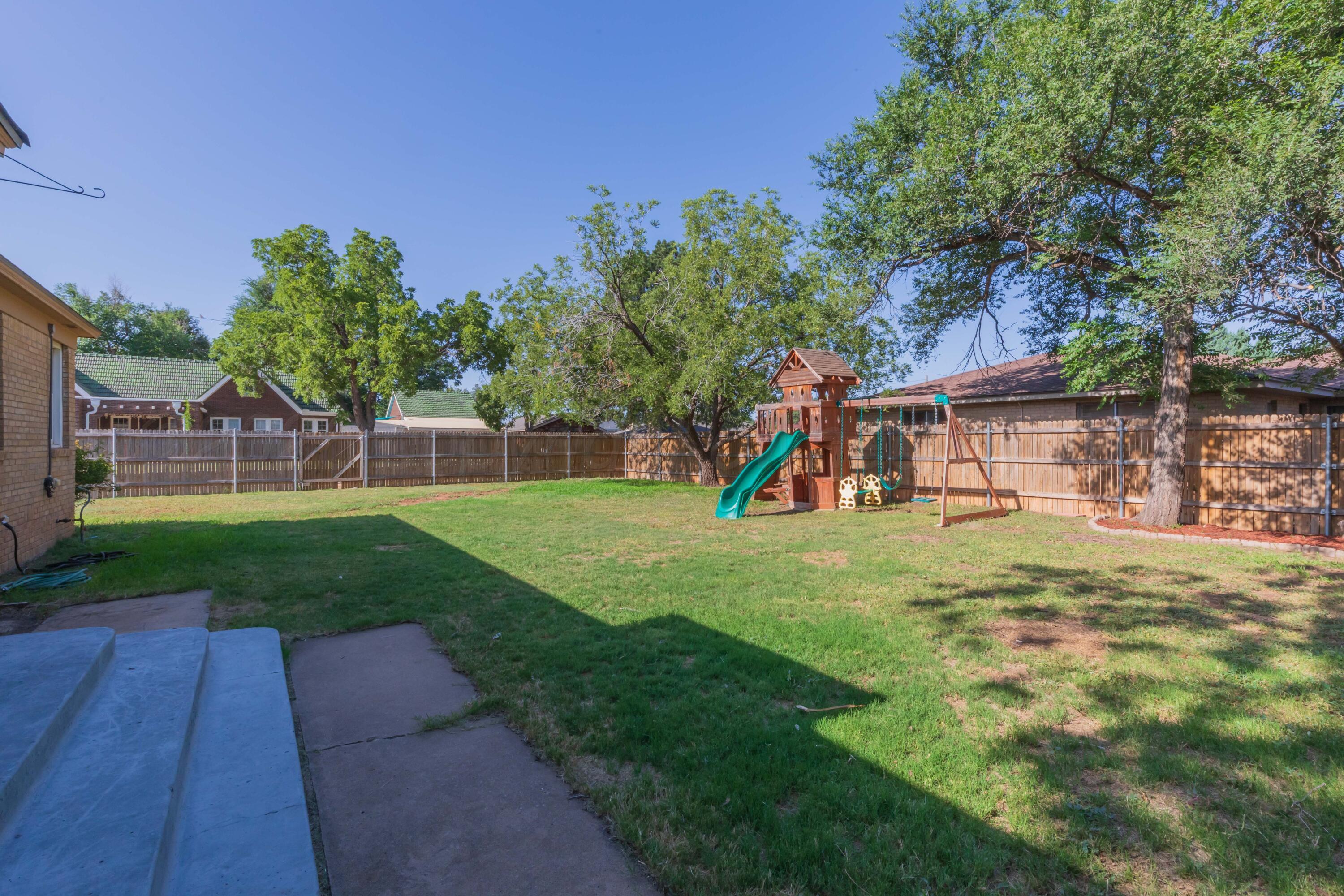 1012 Broadmoor Street Property Photo 33