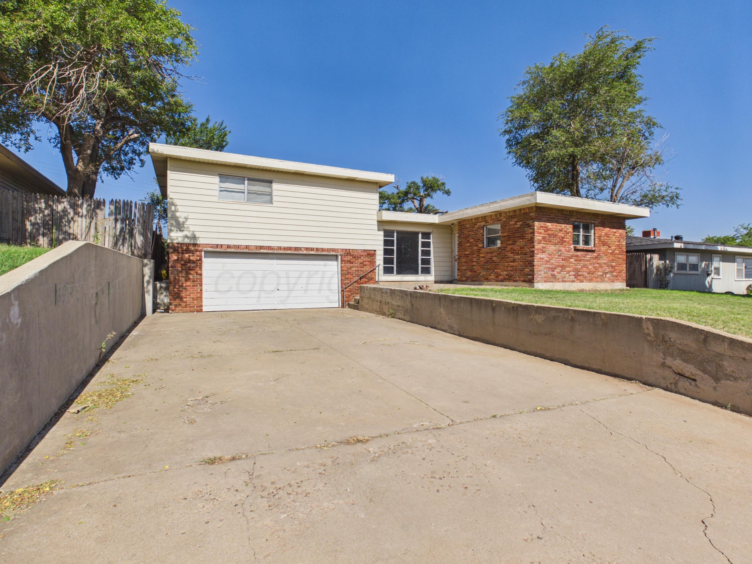 208 Brown Street Property Photo 5