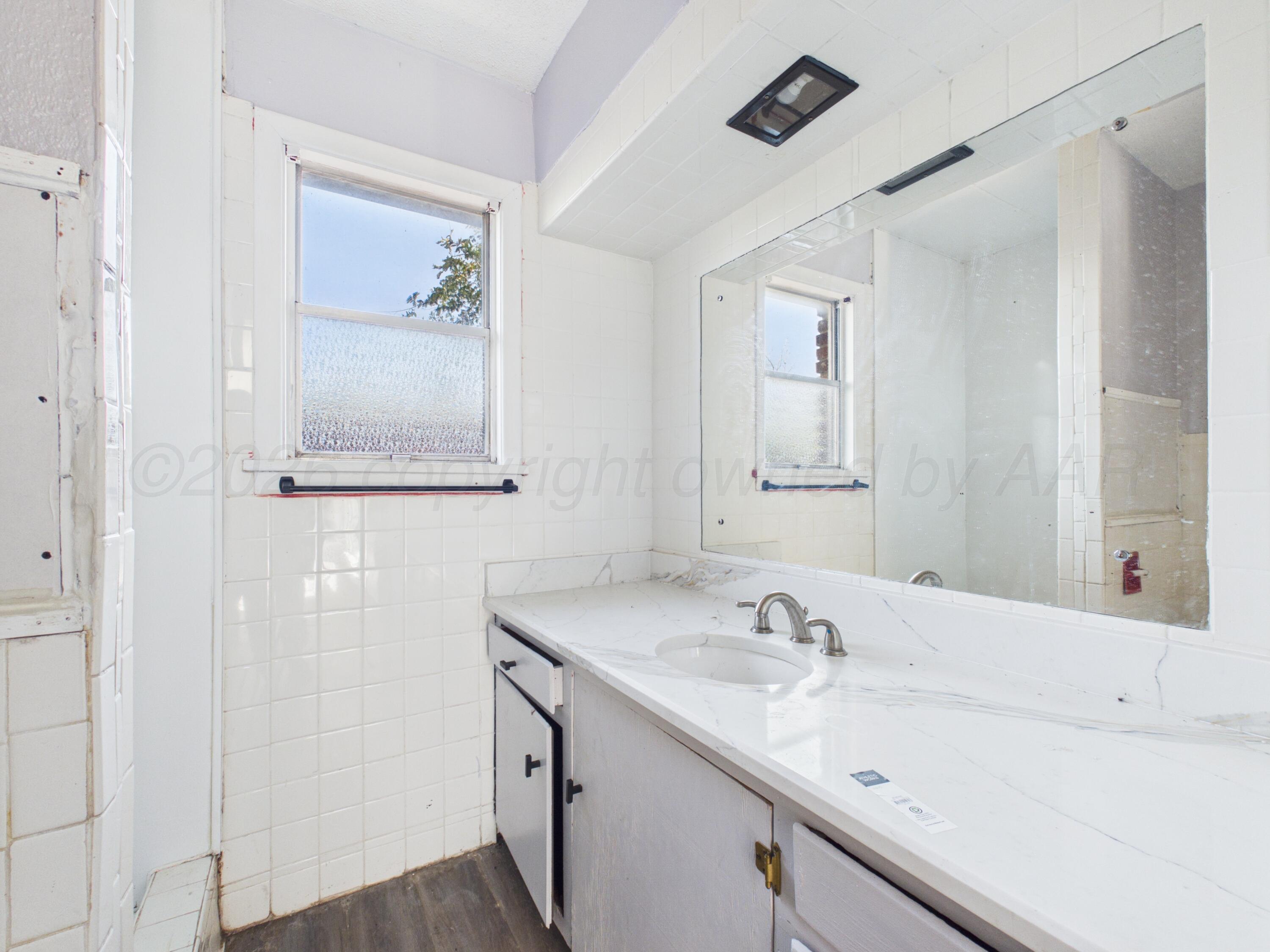 208 Brown Street Property Photo 25