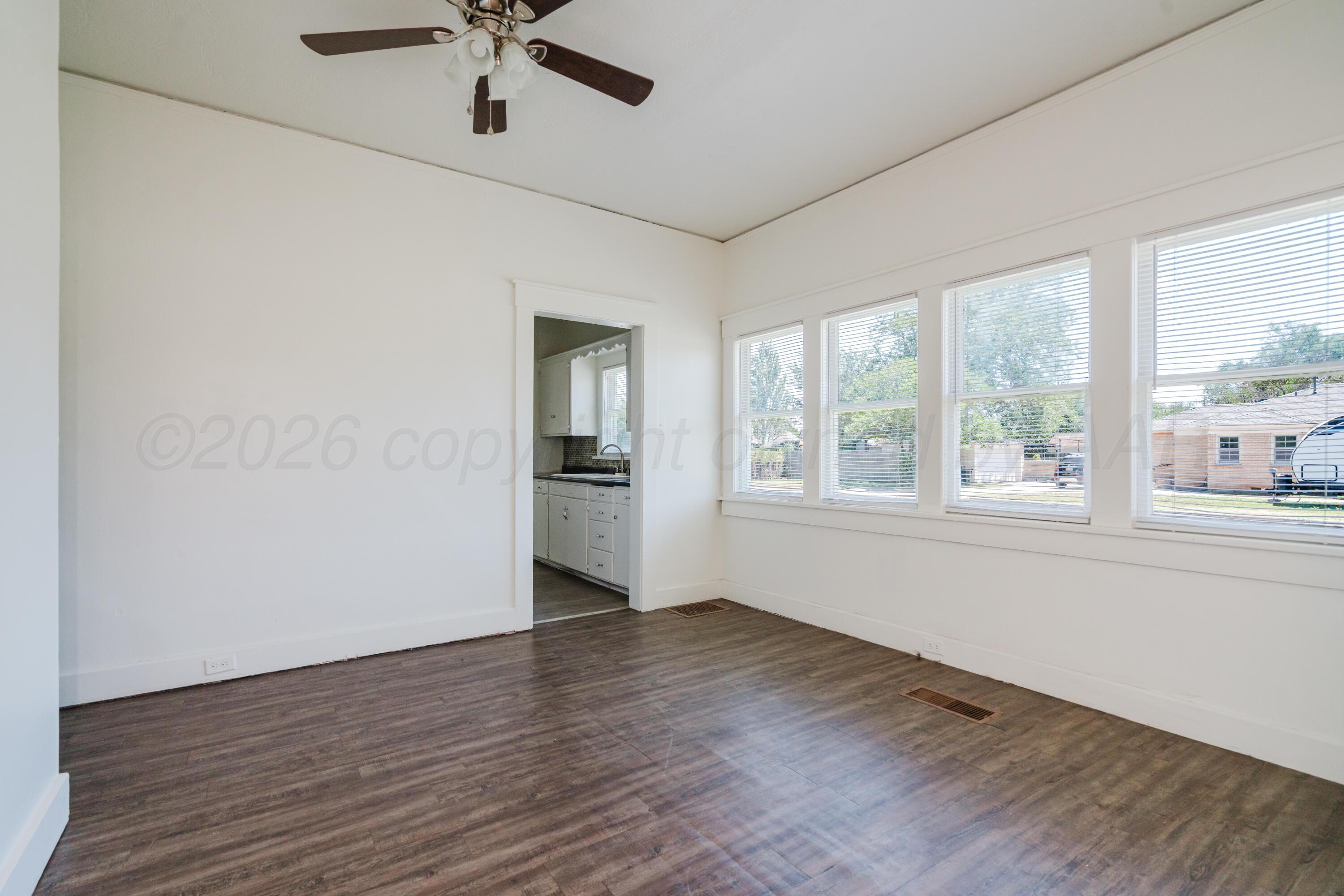 1619 S Madison Street Property Photo 11