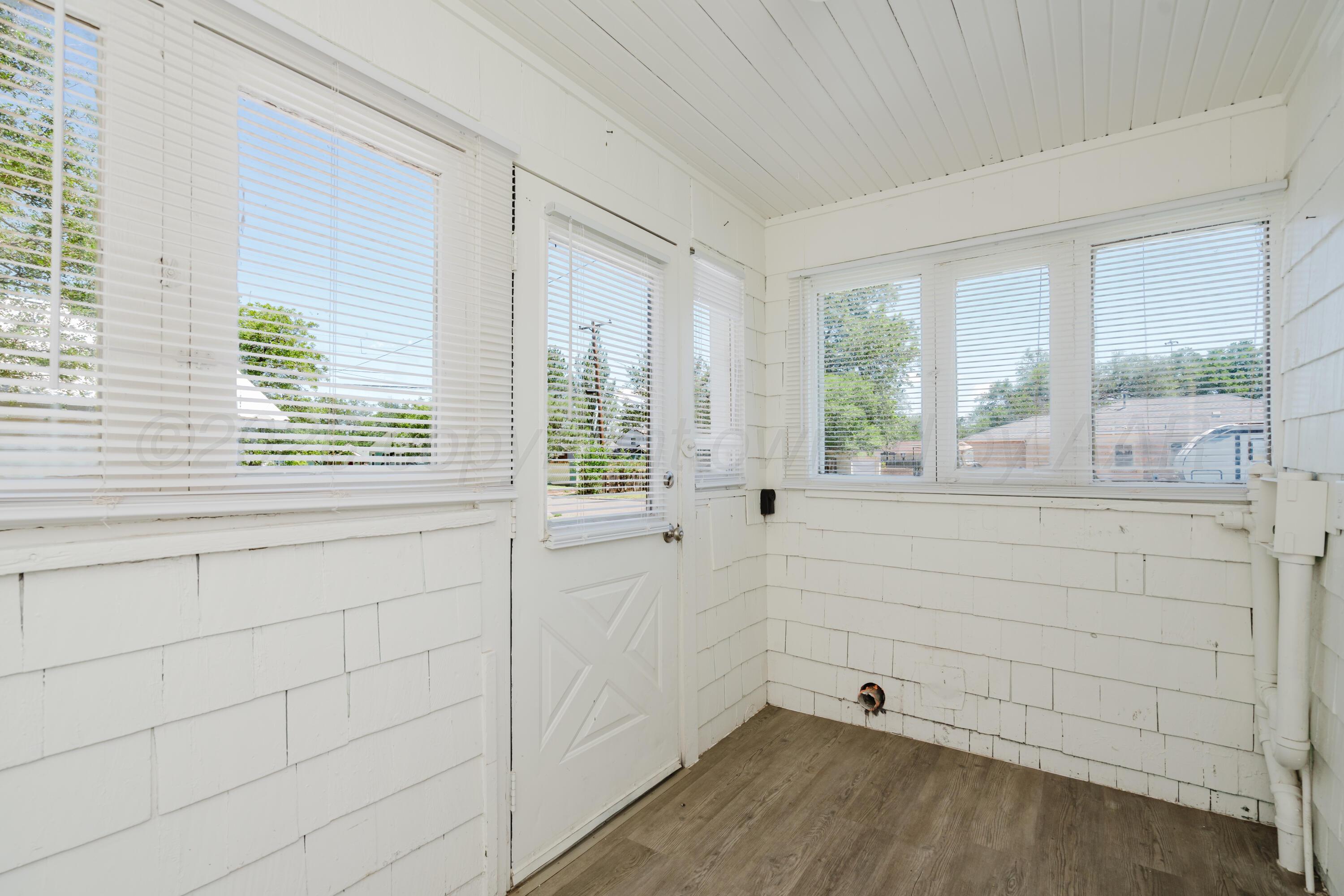 1619 S Madison Street Property Photo 20