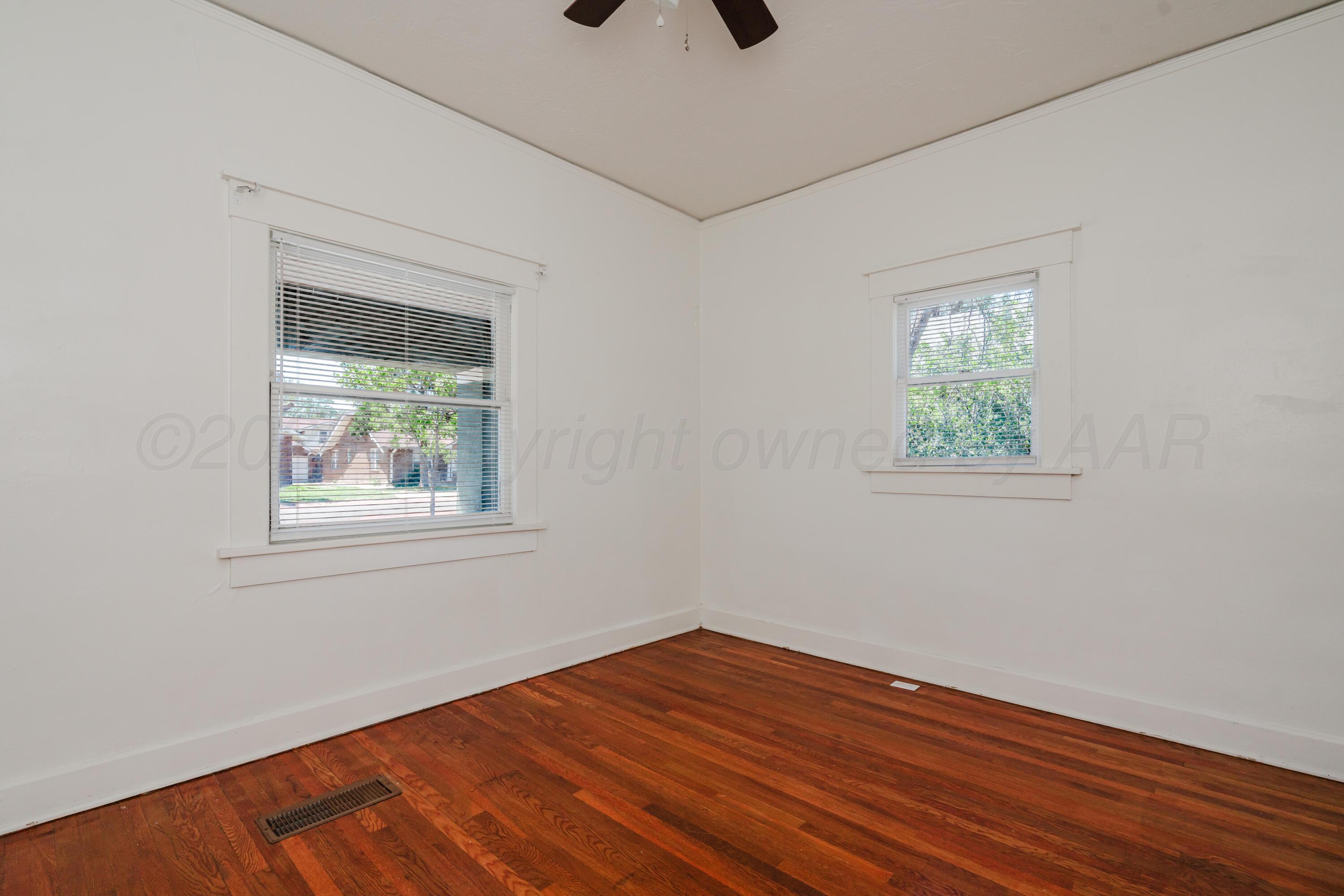 1619 S Madison Street Property Photo 27