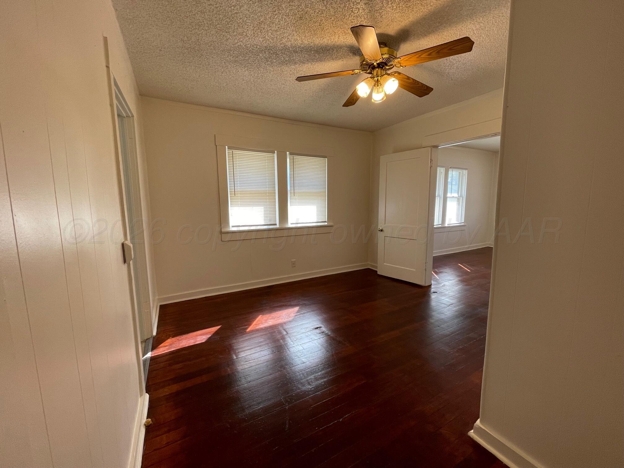 1619 S Madison Street Property Photo 33
