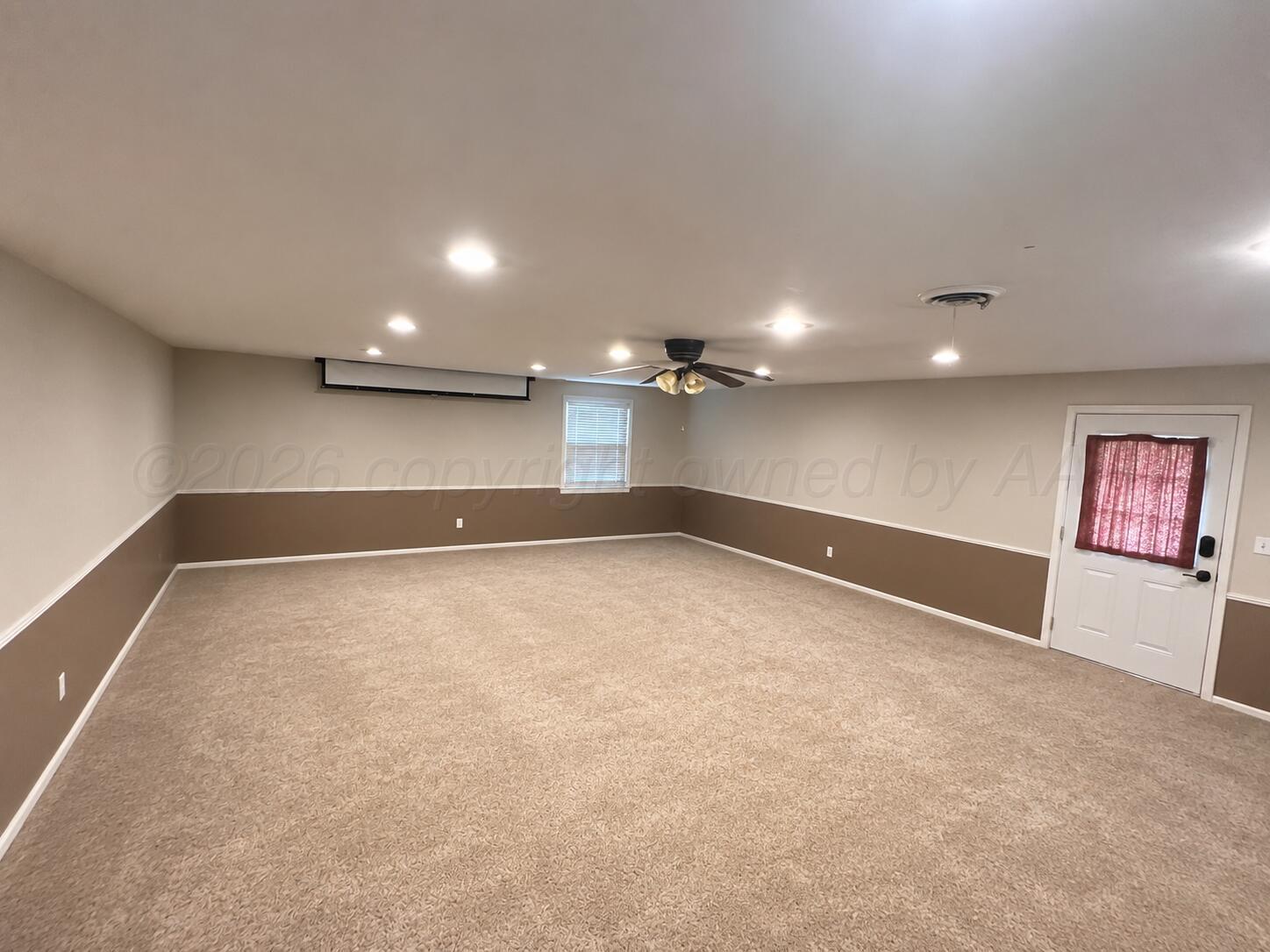 802 Wilbanks Drive Property Photo 12