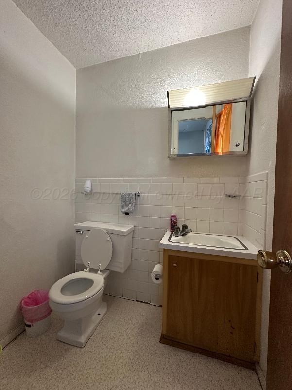 913 Shamrock Drive Property Photo 12