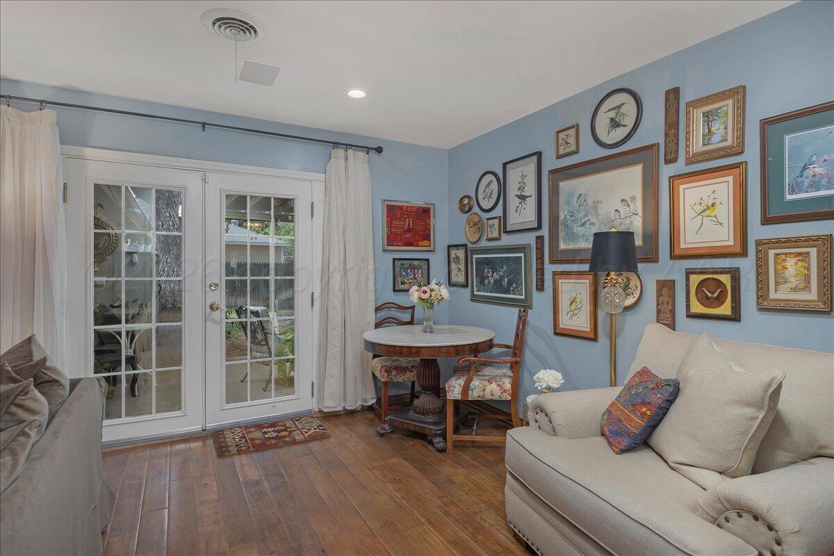 3406 Danbury Drive Property Photo 11