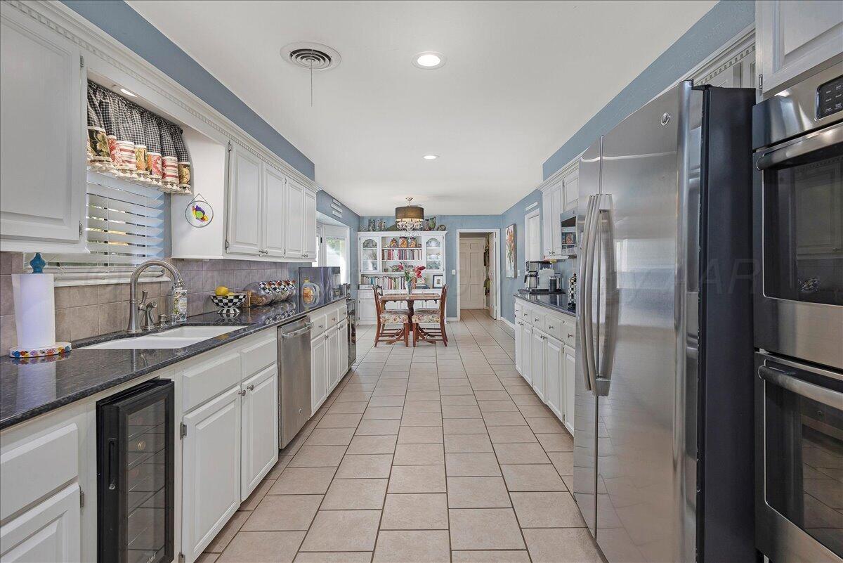 3406 Danbury Drive Property Photo 13