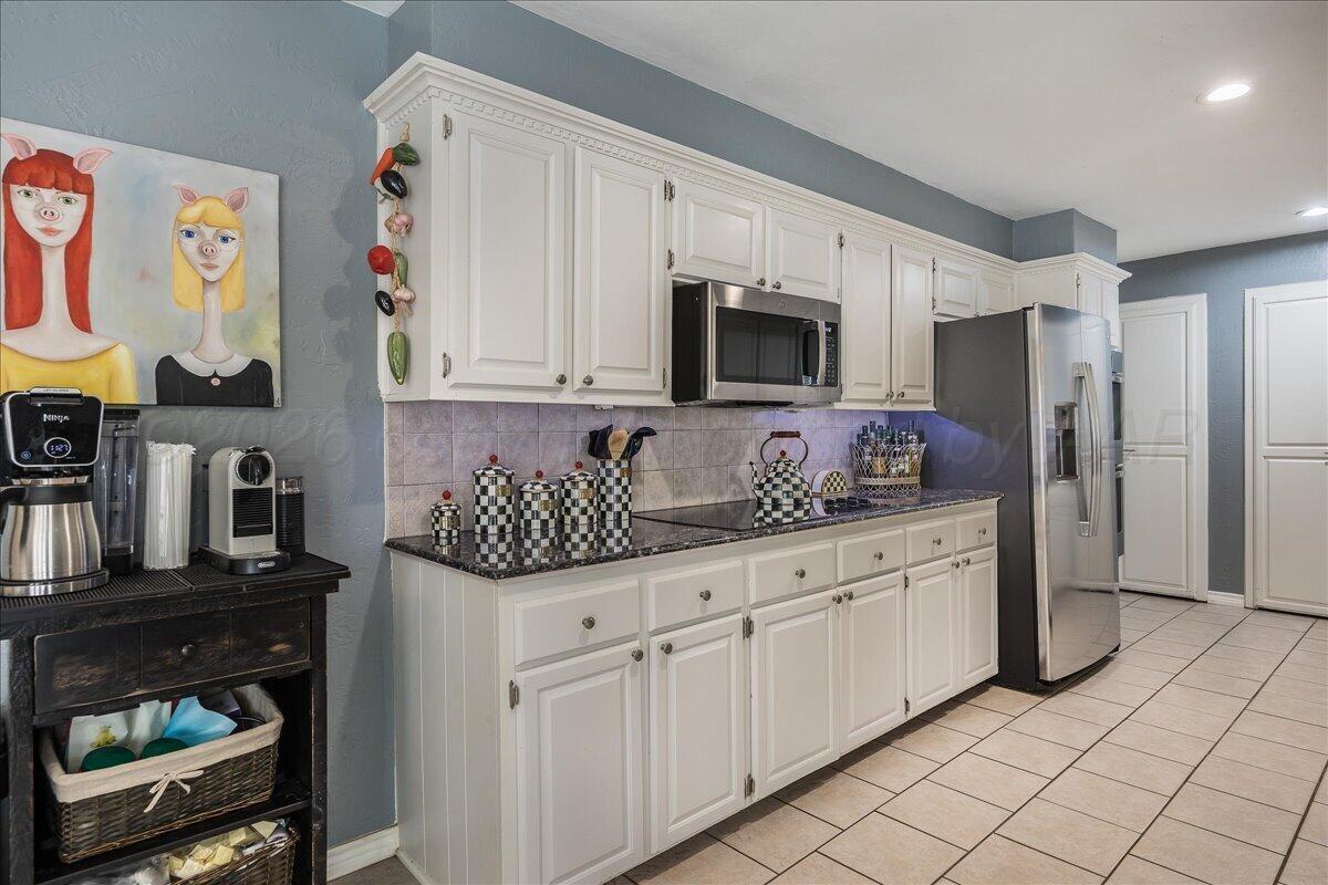 3406 Danbury Drive Property Photo 14