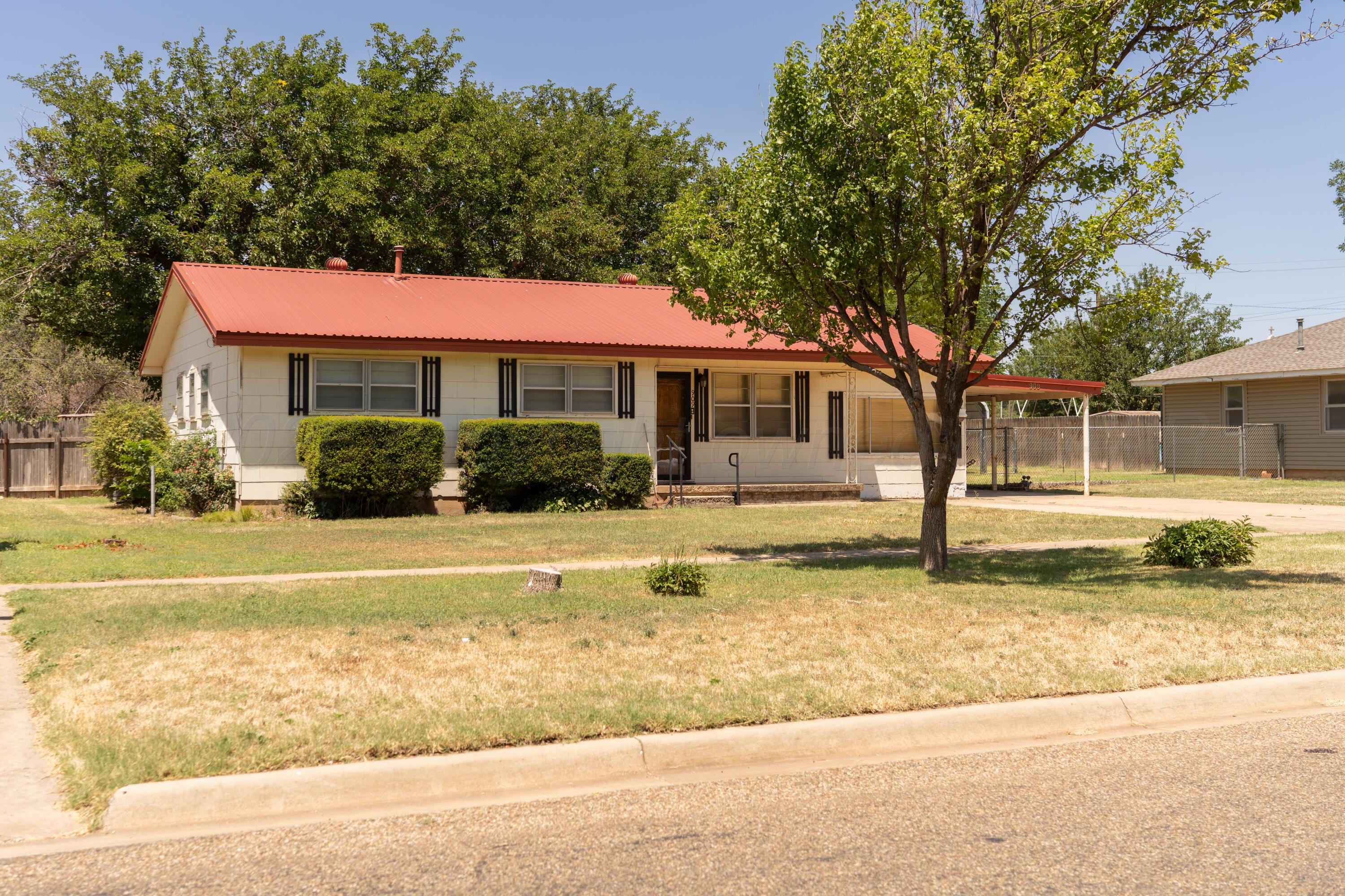 909 S Madden Street Property Photo 4