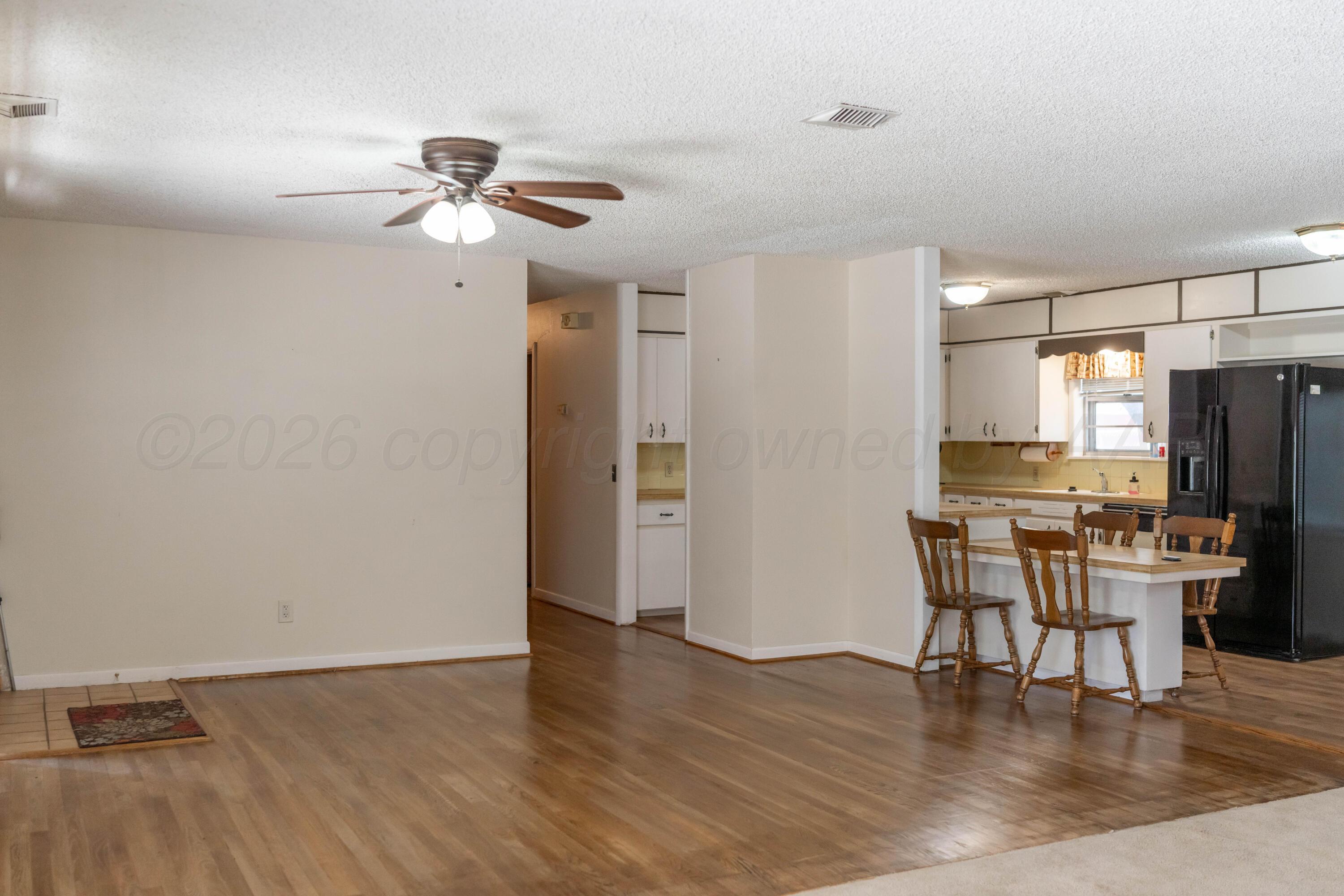 909 S Madden Street Property Photo 7