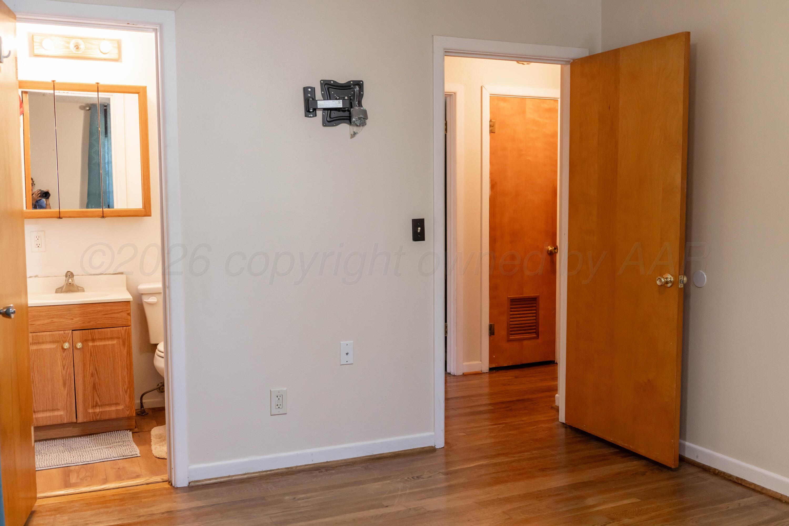909 S Madden Street Property Photo 27