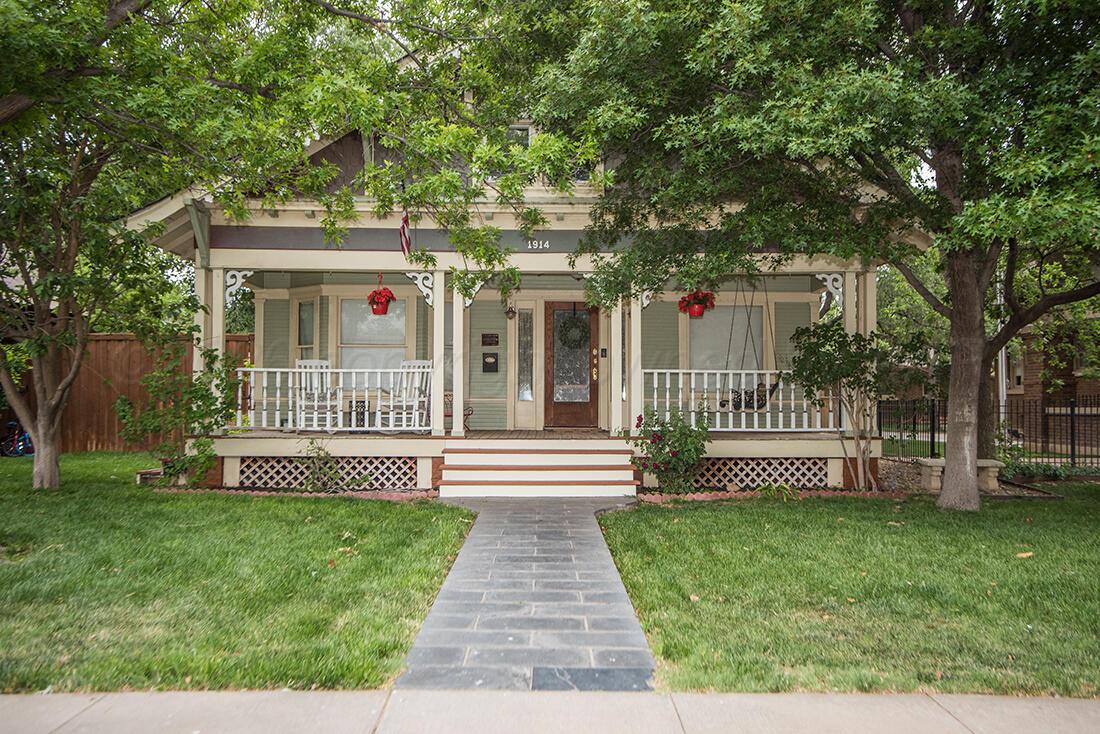 1914 S HARRISON Street Property Photo 1