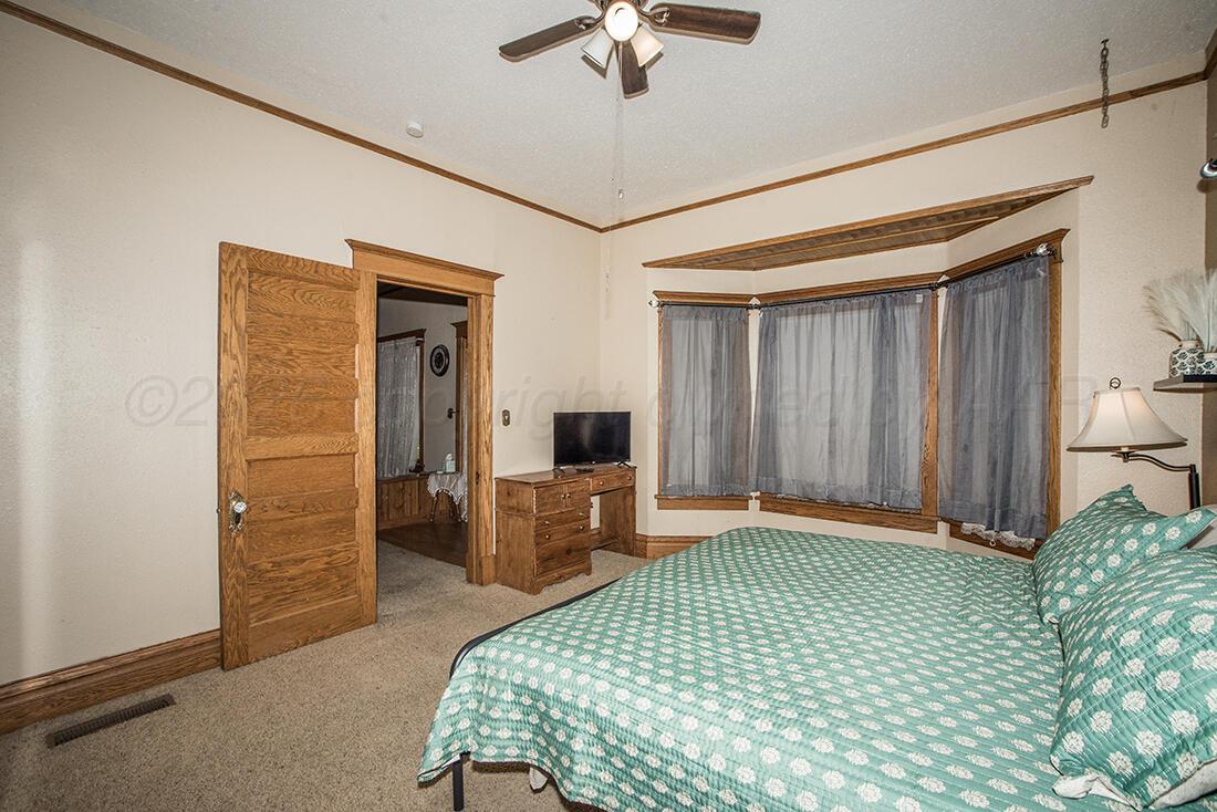 1914 S Harrison Street Property Photo 16