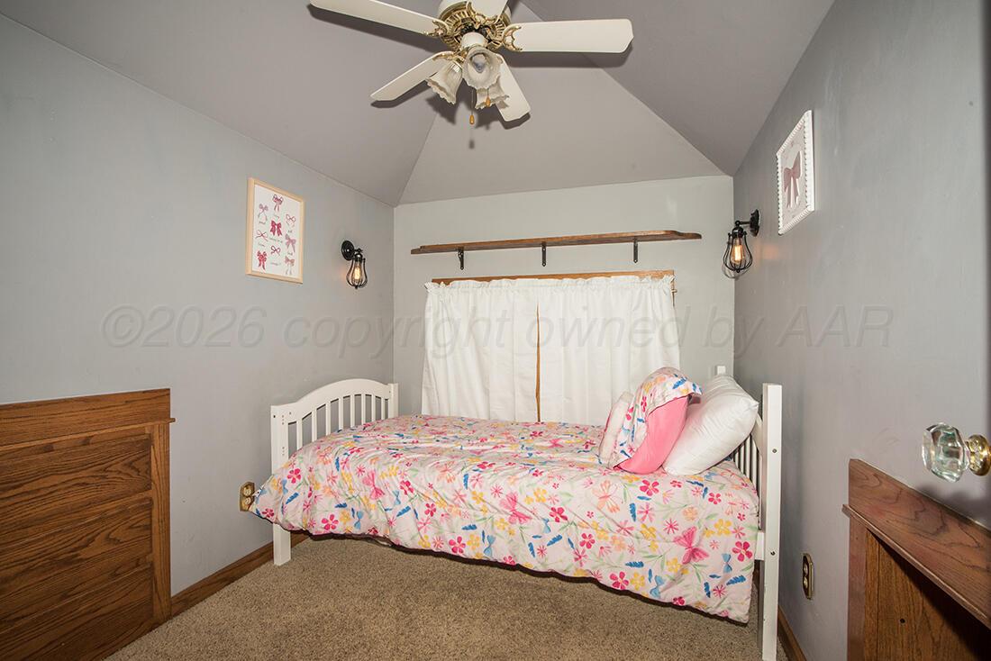 1914 S Harrison Street Property Photo 28