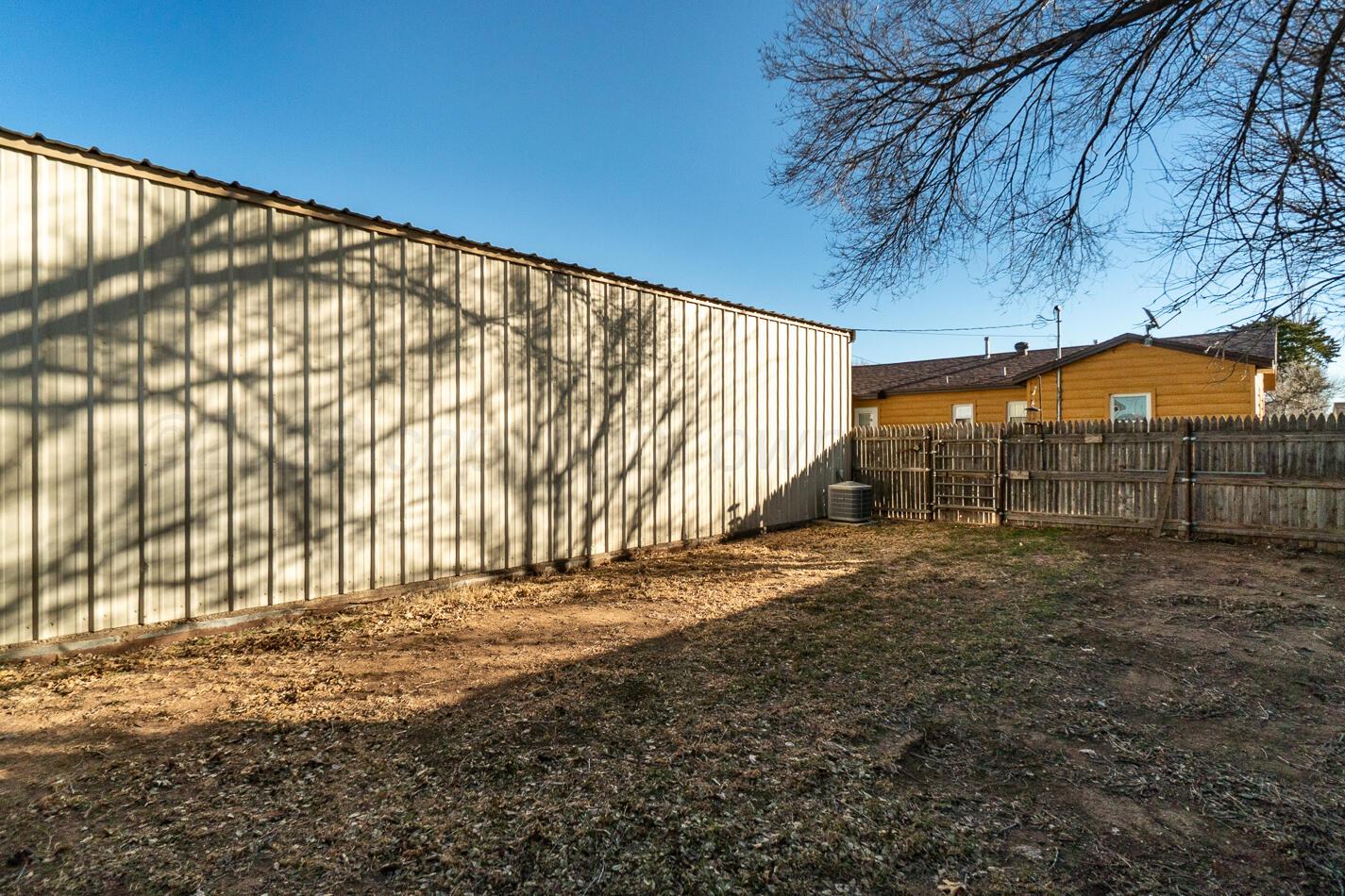 2702 S Highland Street Property Photo 20