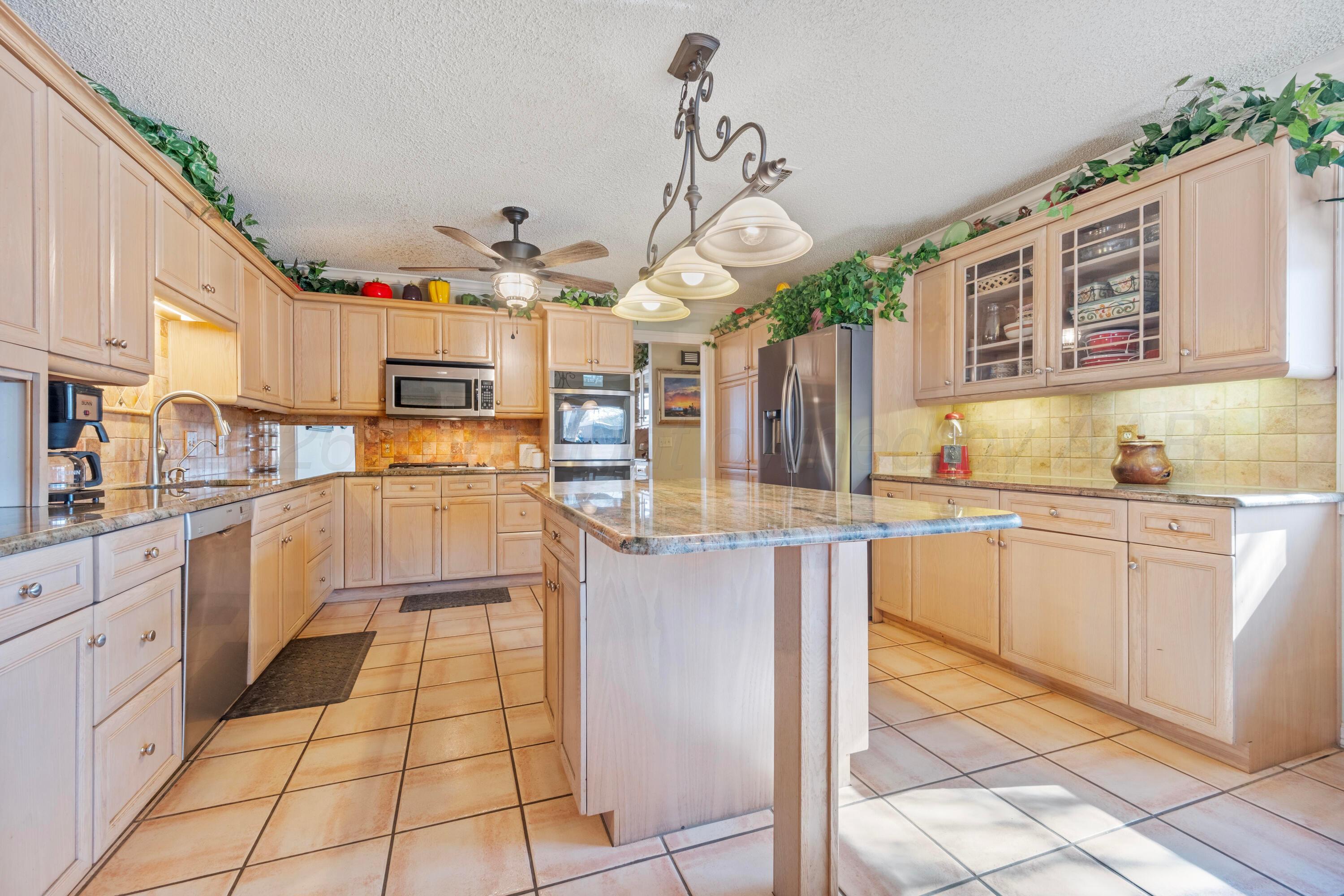 1305 S Ponderosa Property Photo 12