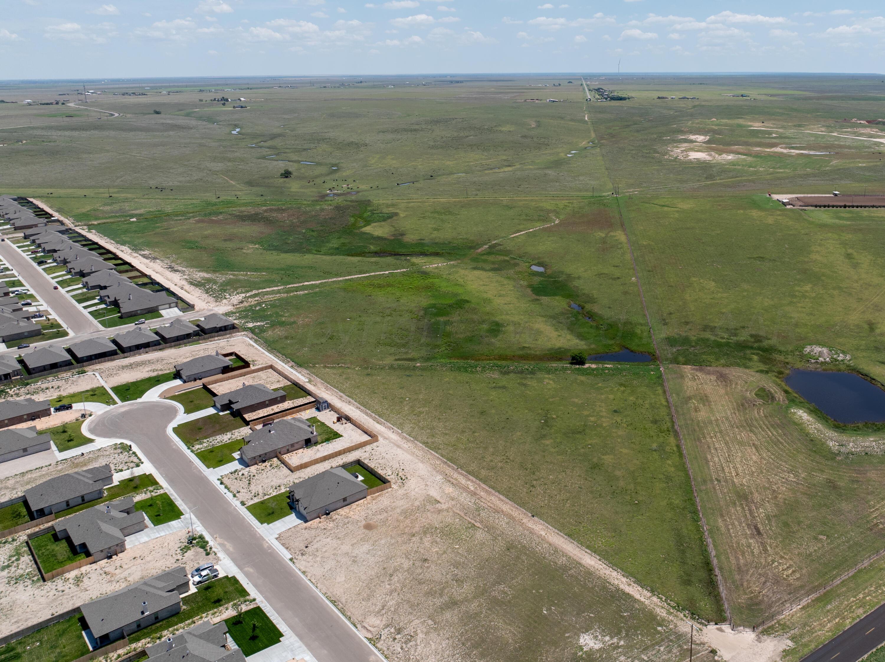 100 Cm Lane Property Photo 3