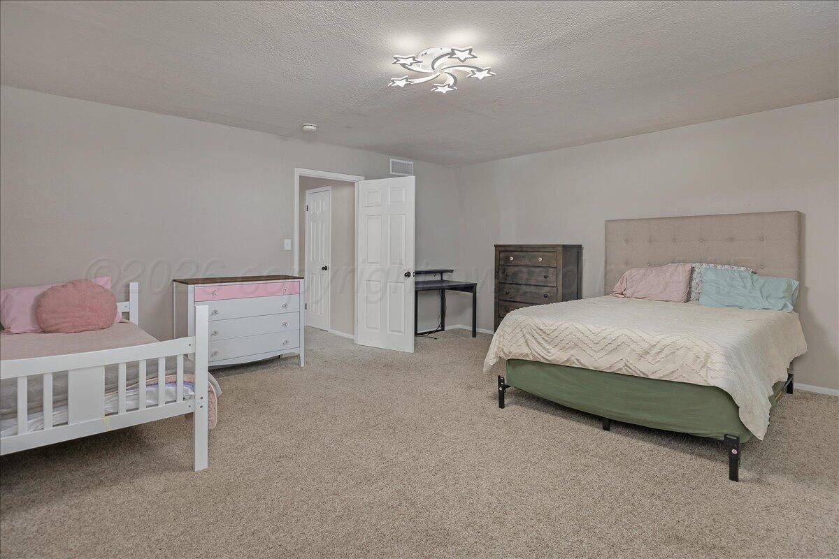 3206 Villa Place Property Photo 8