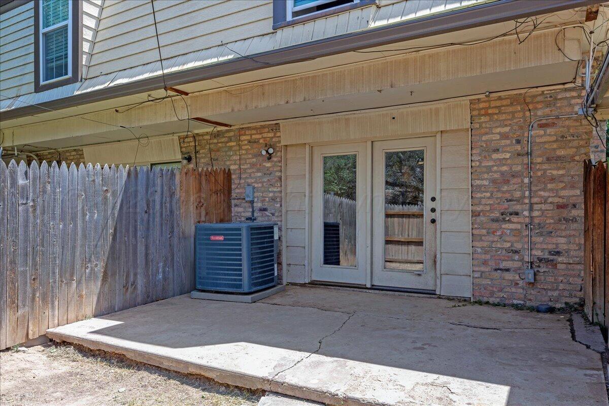 3206 Villa Place Property Photo 14