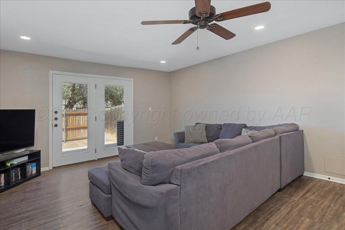 3206 Villa Place Property Photo 16