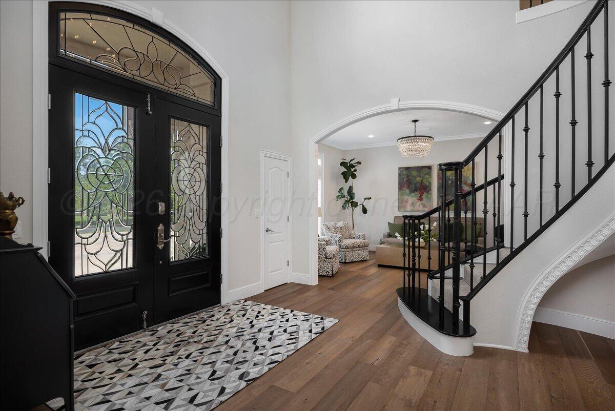 7608 Norwood Drive Property Photo 4